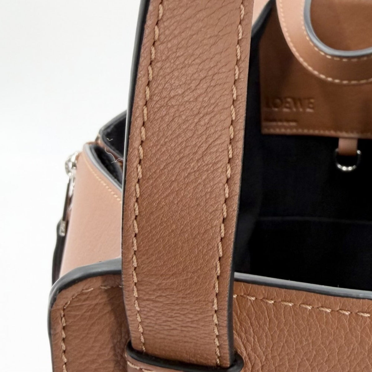 Loewe Brown Leather Handbag Shoulder Bag Tote Bag (Pre-Owned)