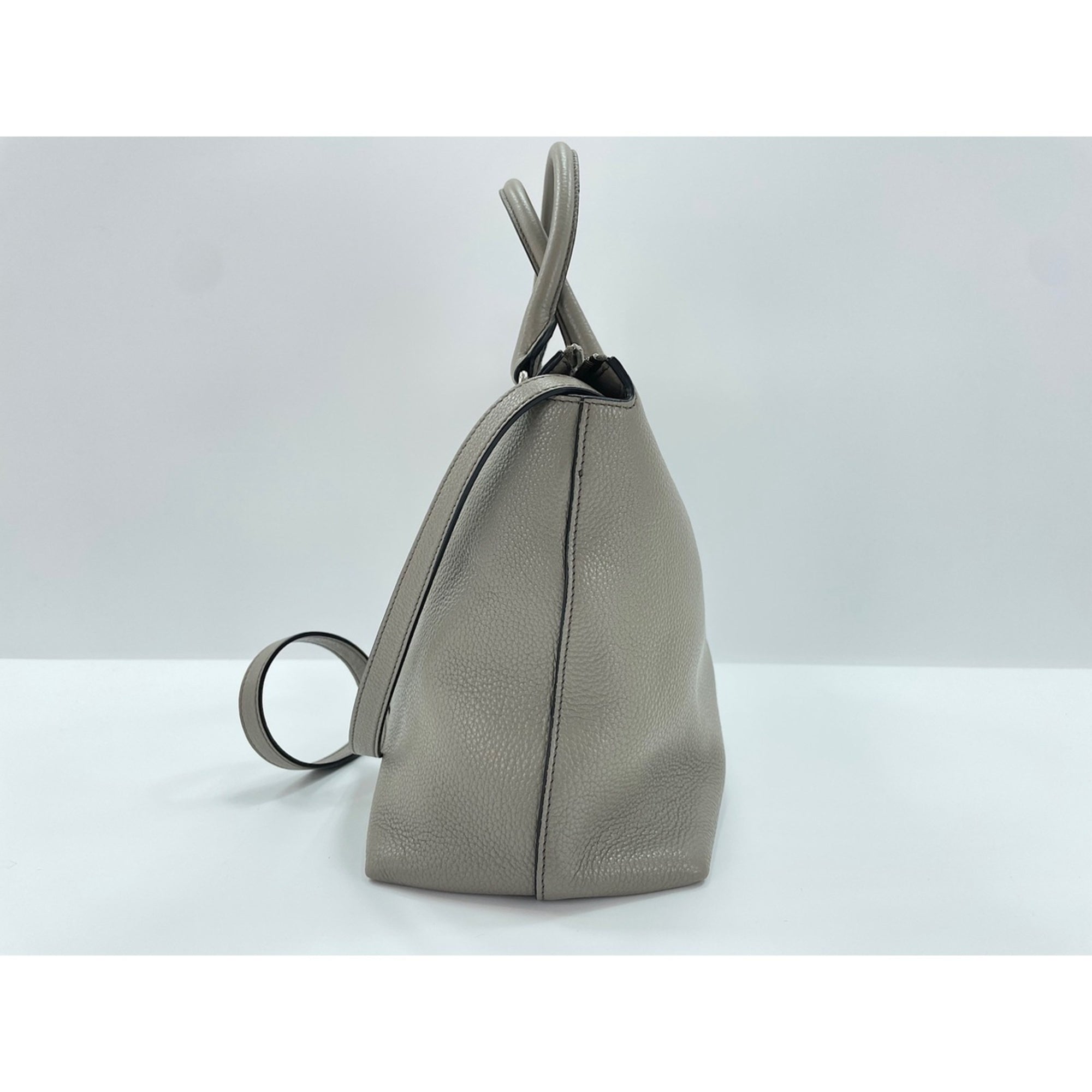 Prada Gray Handbag (Pre-Owned)