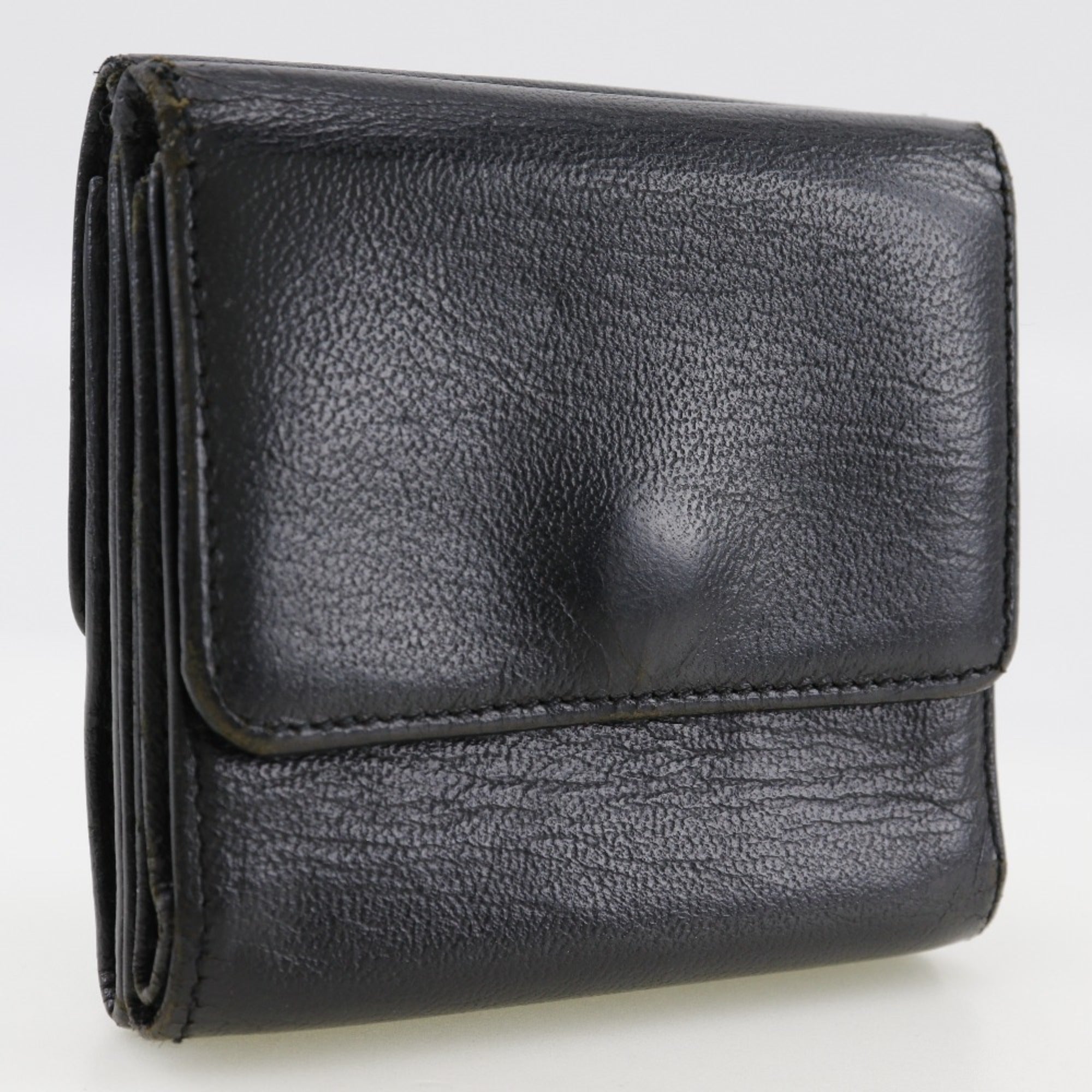 Chanel Black Leather Wallet (Bi-Fold) (Pre-Owned)