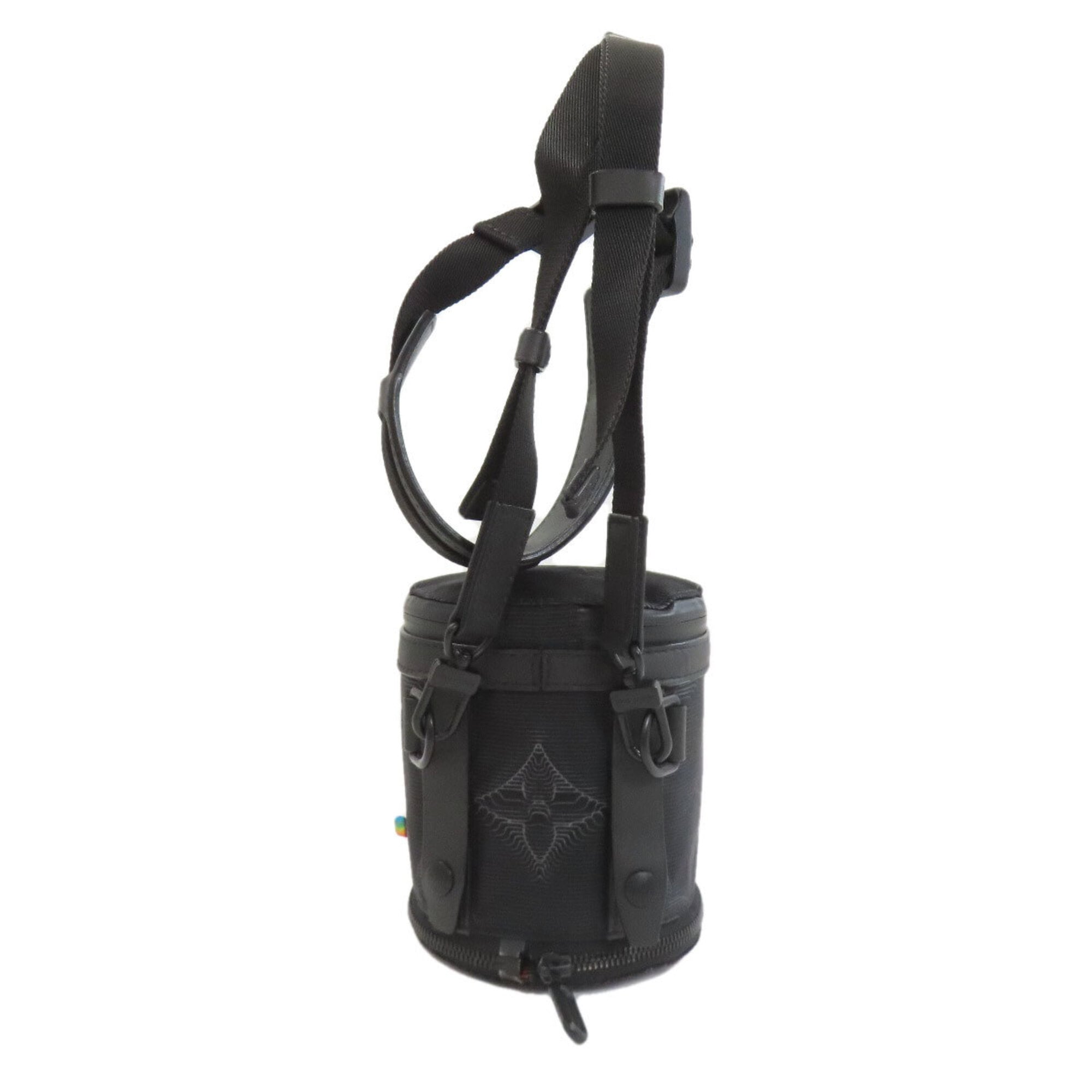 Louis Vuitton Black Nylon Shoulder Bag (Pre-Owned)