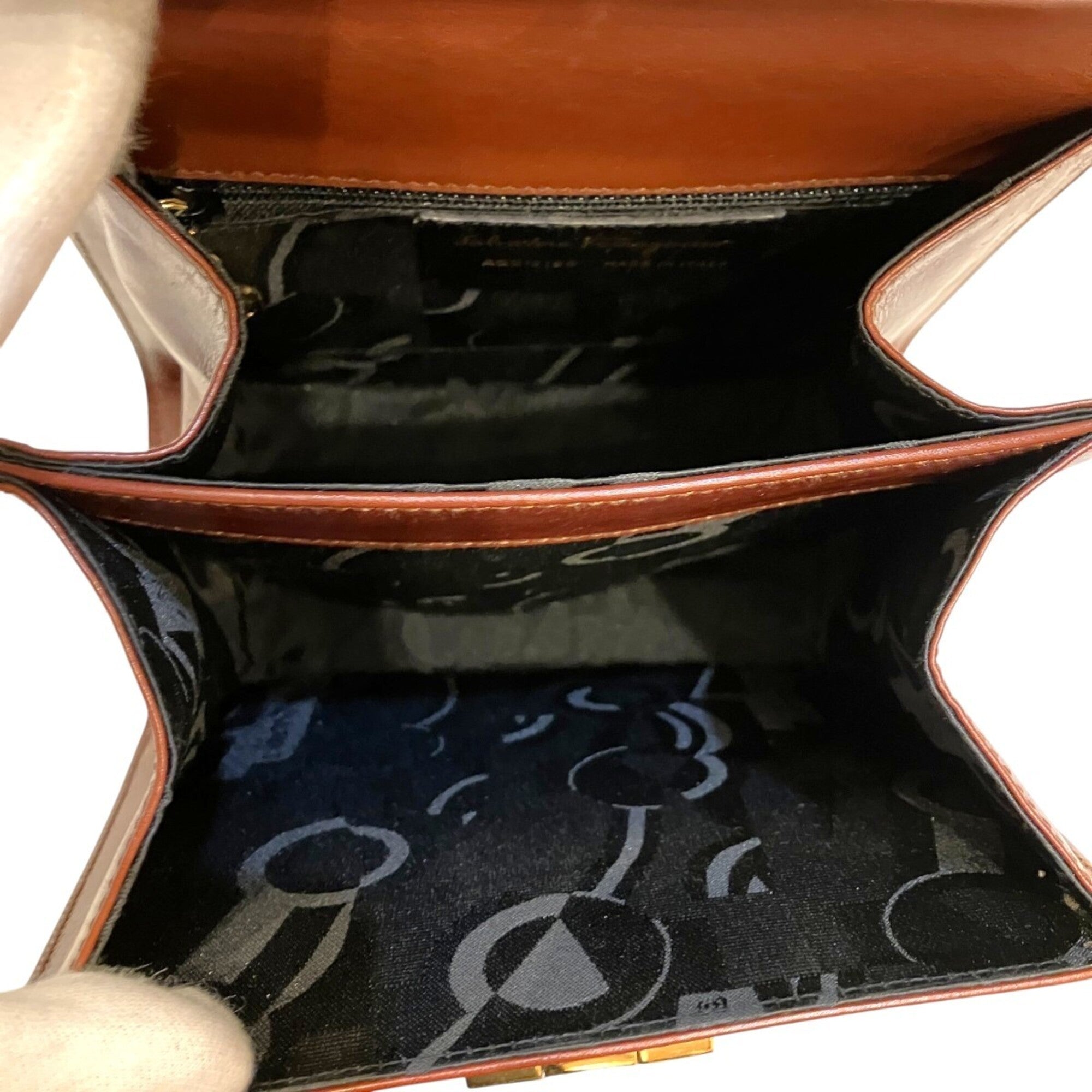 Salvatore Ferragamo Gancini Brown Leather Handbag (Pre-Owned)