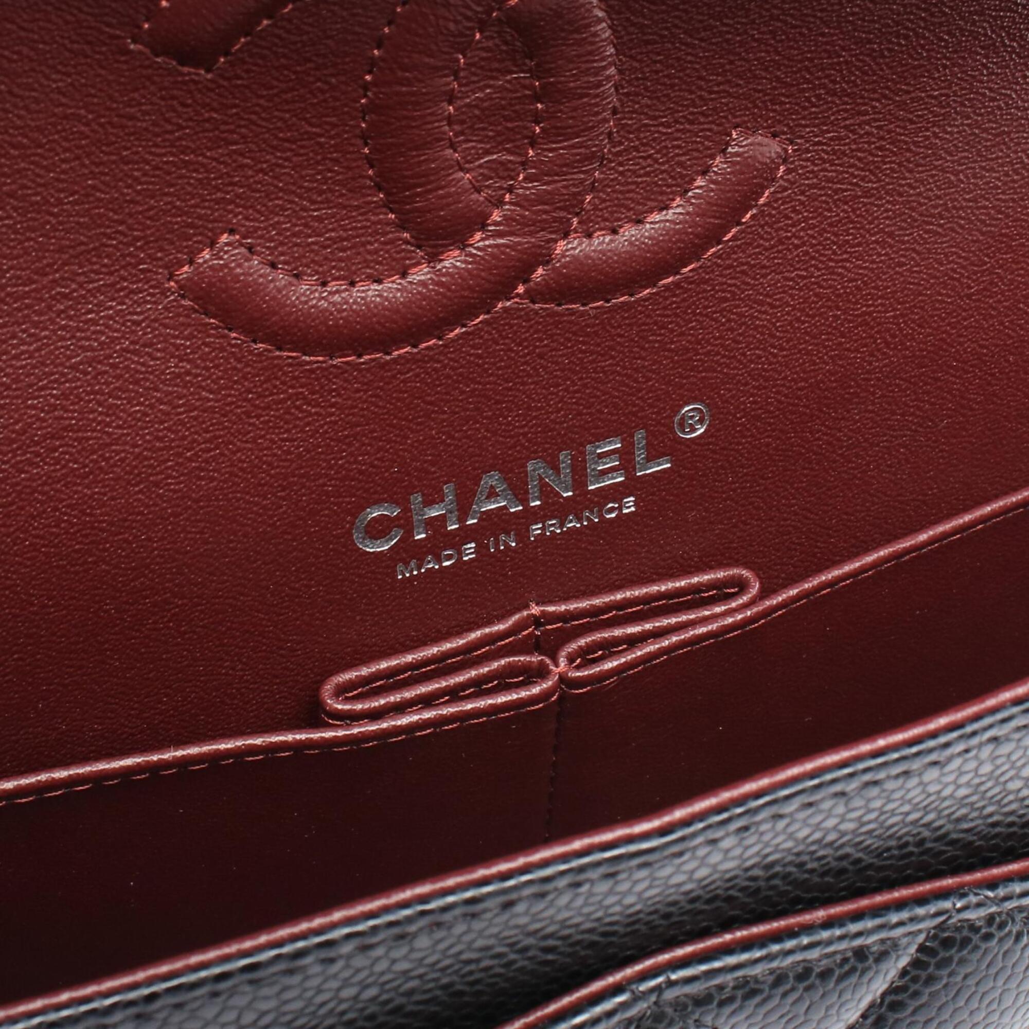 Chanel Black Grained Calfskin Handbag Shoulder Bag (Pre-Owned)