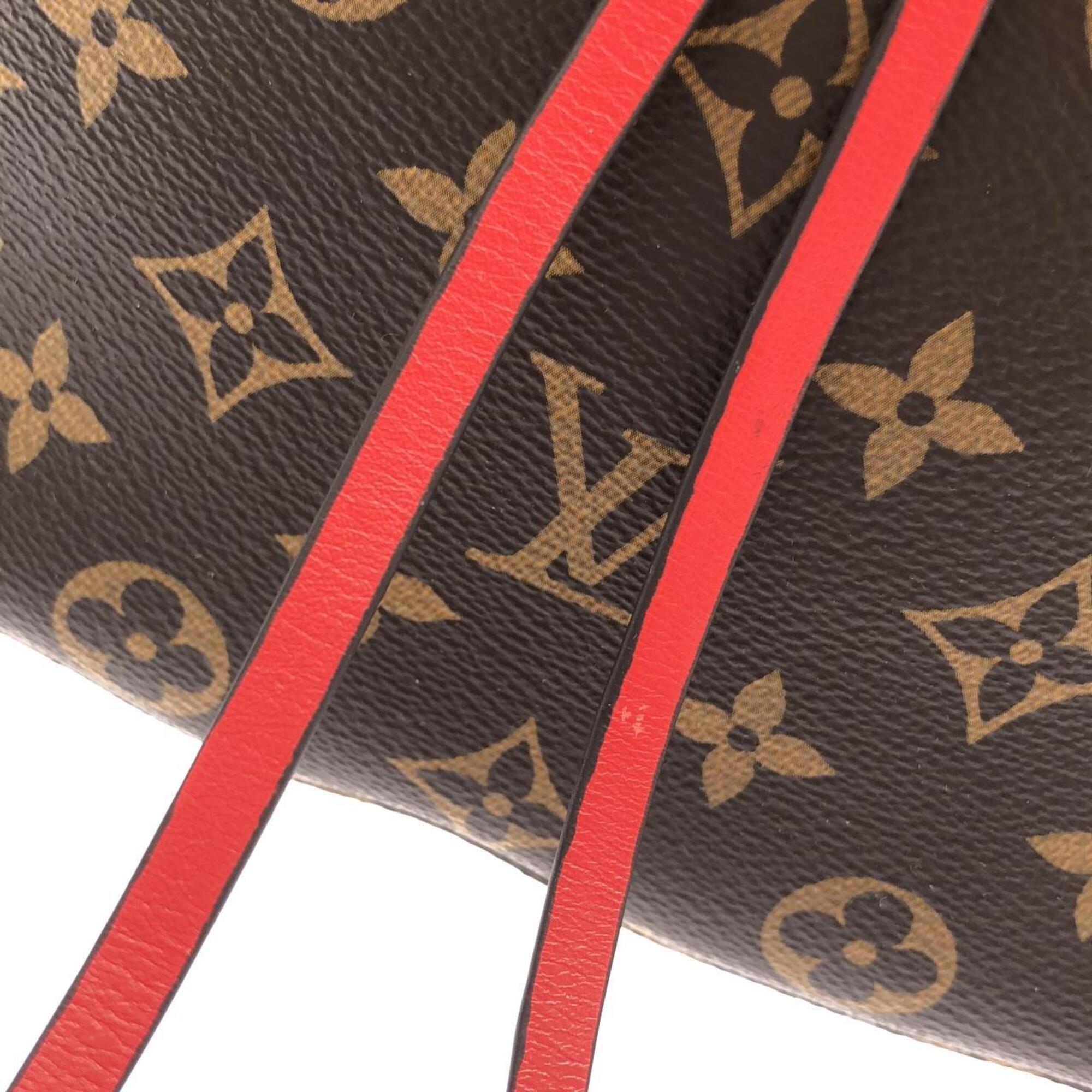 Louis Vuitton Brown Coated Canvas Shoulder Bag (Pre-Owned)