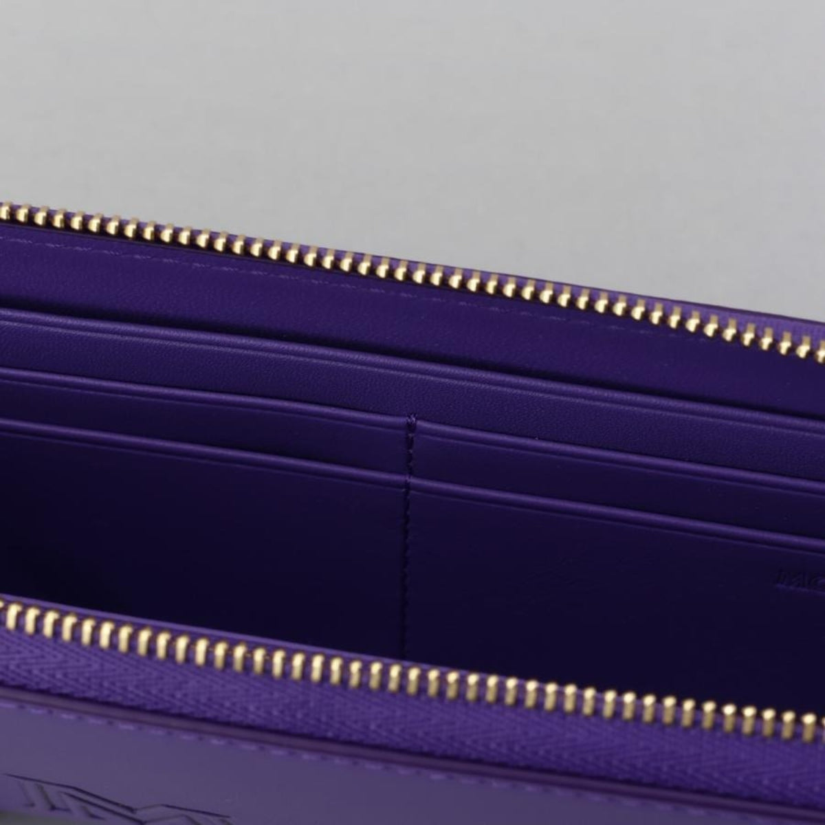 Mcm Purple Leather Long Wallet (Bi-Fold) (Pre-Owned)
