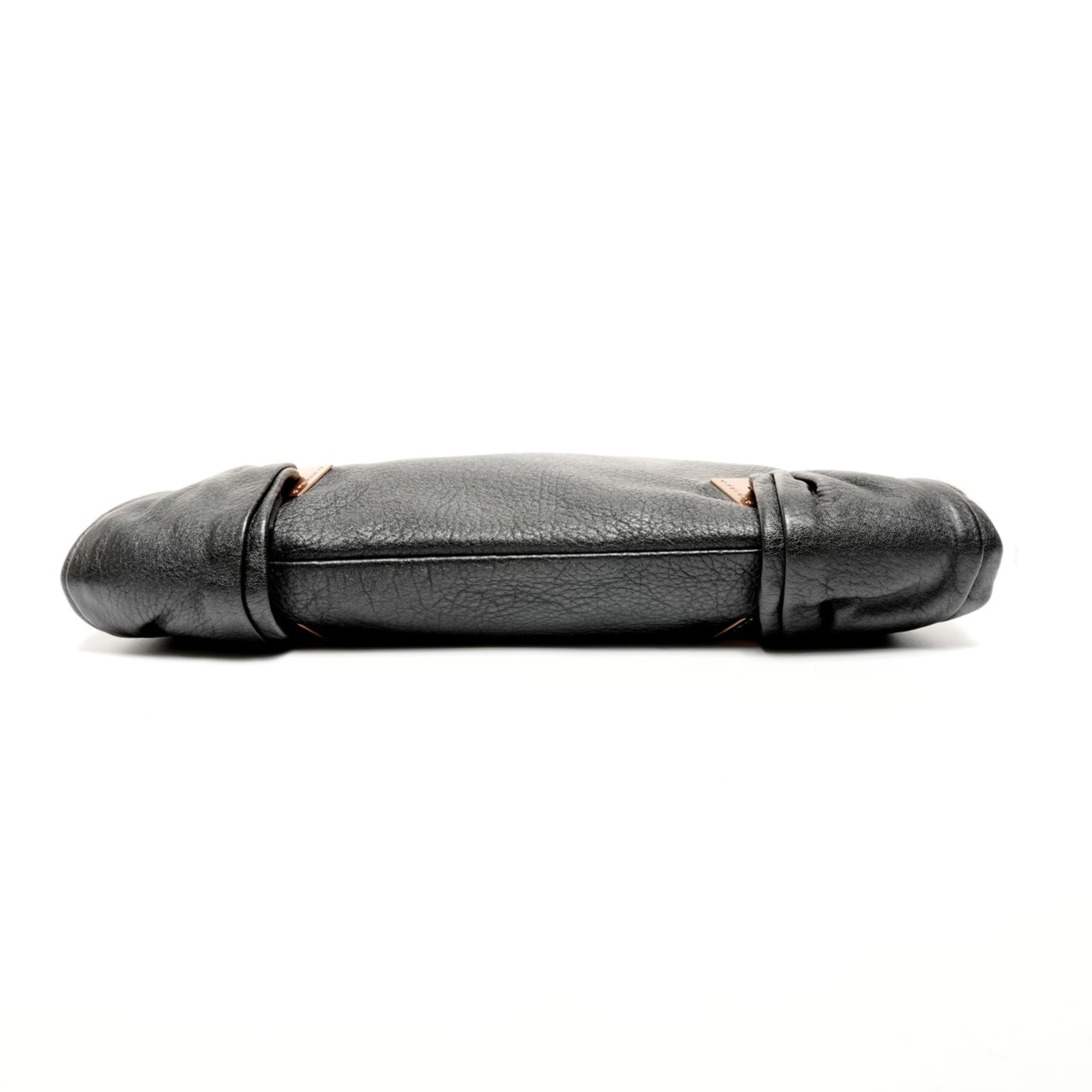 Fendi Black Leather Shoulder Bag (Pre-Owned)
