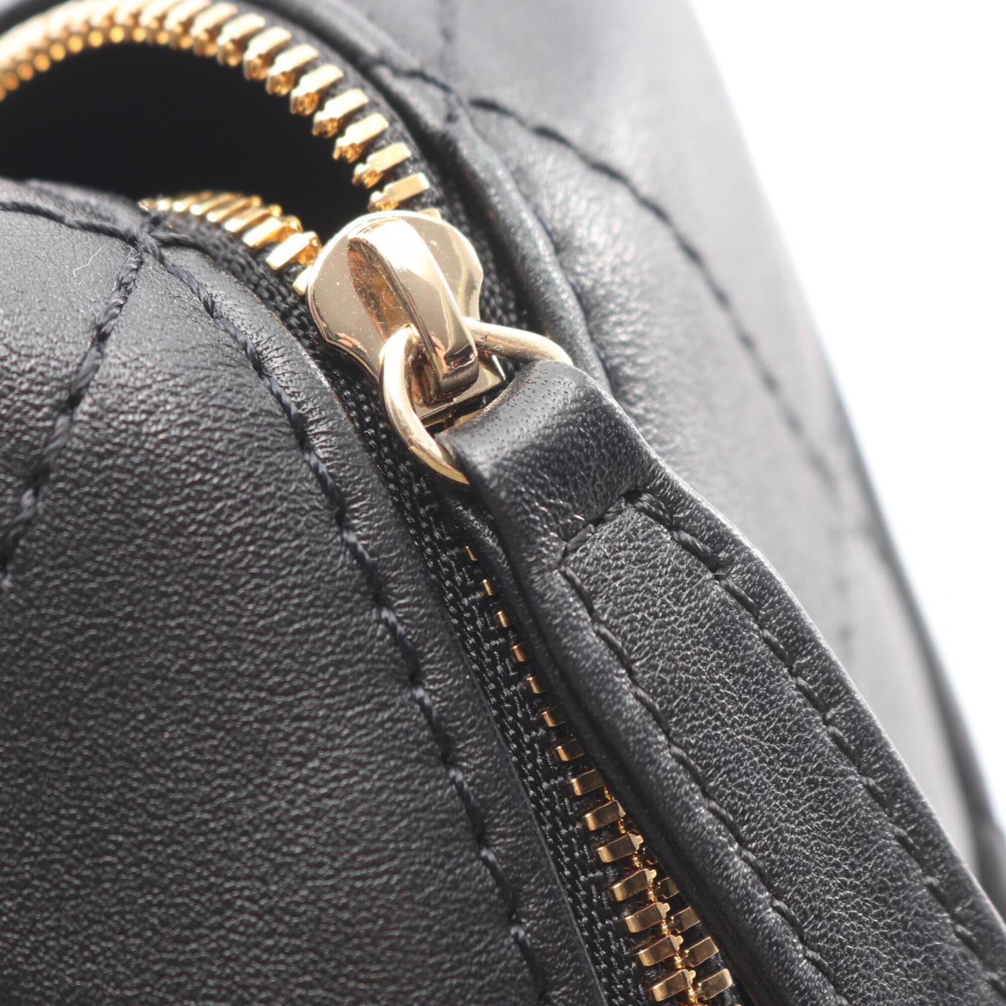 Chanel Black Leather Handbag (Pre-Owned)