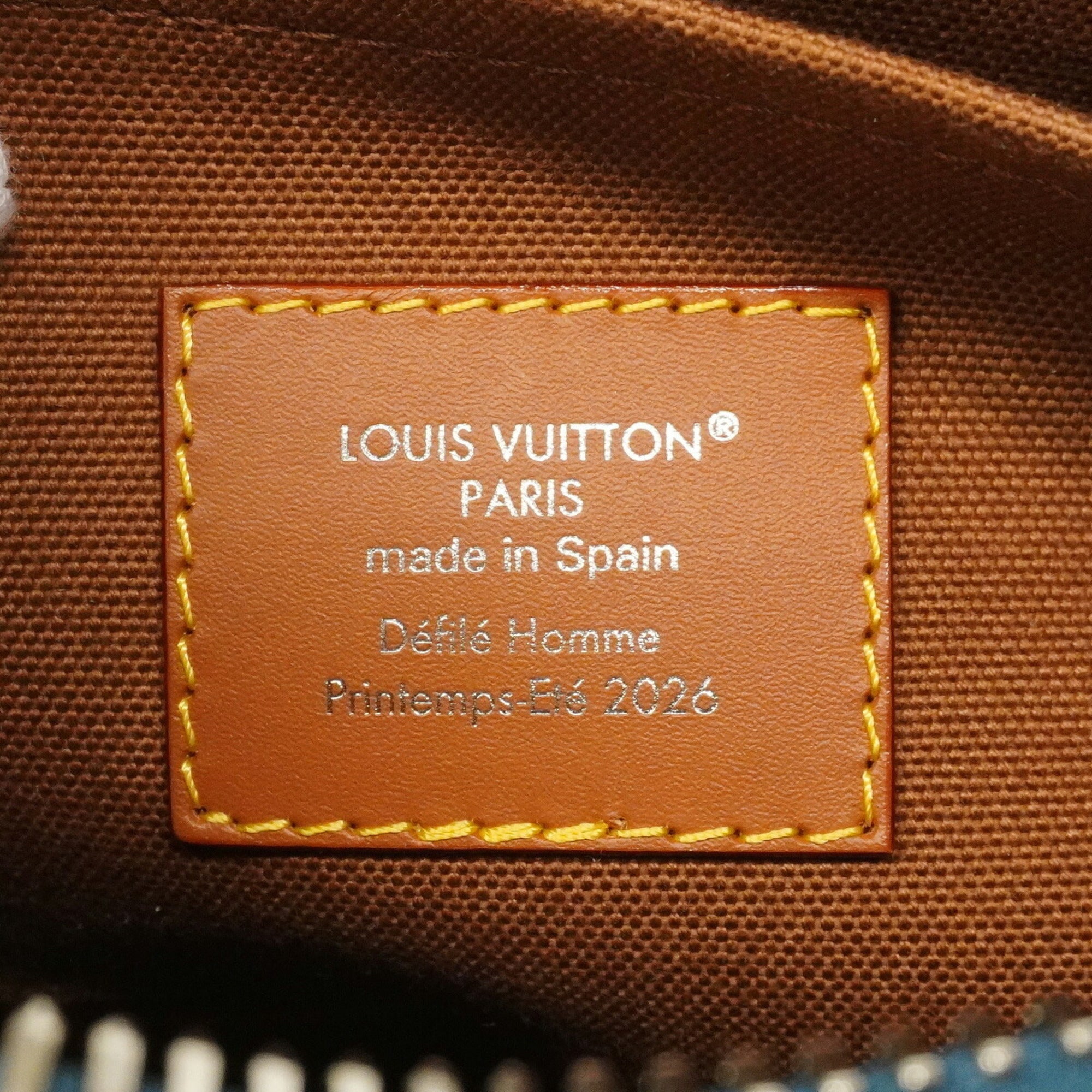Louis Vuitton Blue Handbag (Pre-Owned)