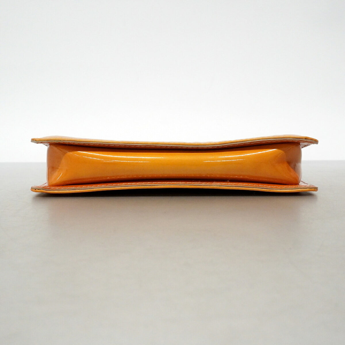 Louis Vuitton Beige Pouch (Pre-Owned)