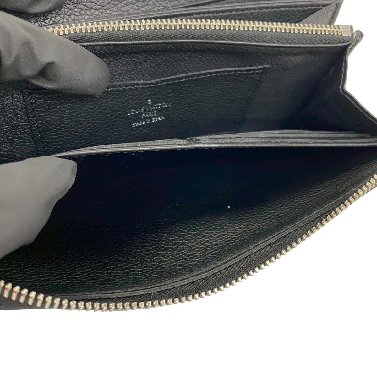 Louis Vuitton Black Leather Long Bill Wallet (Bi-Fold) (Pre-Owned)