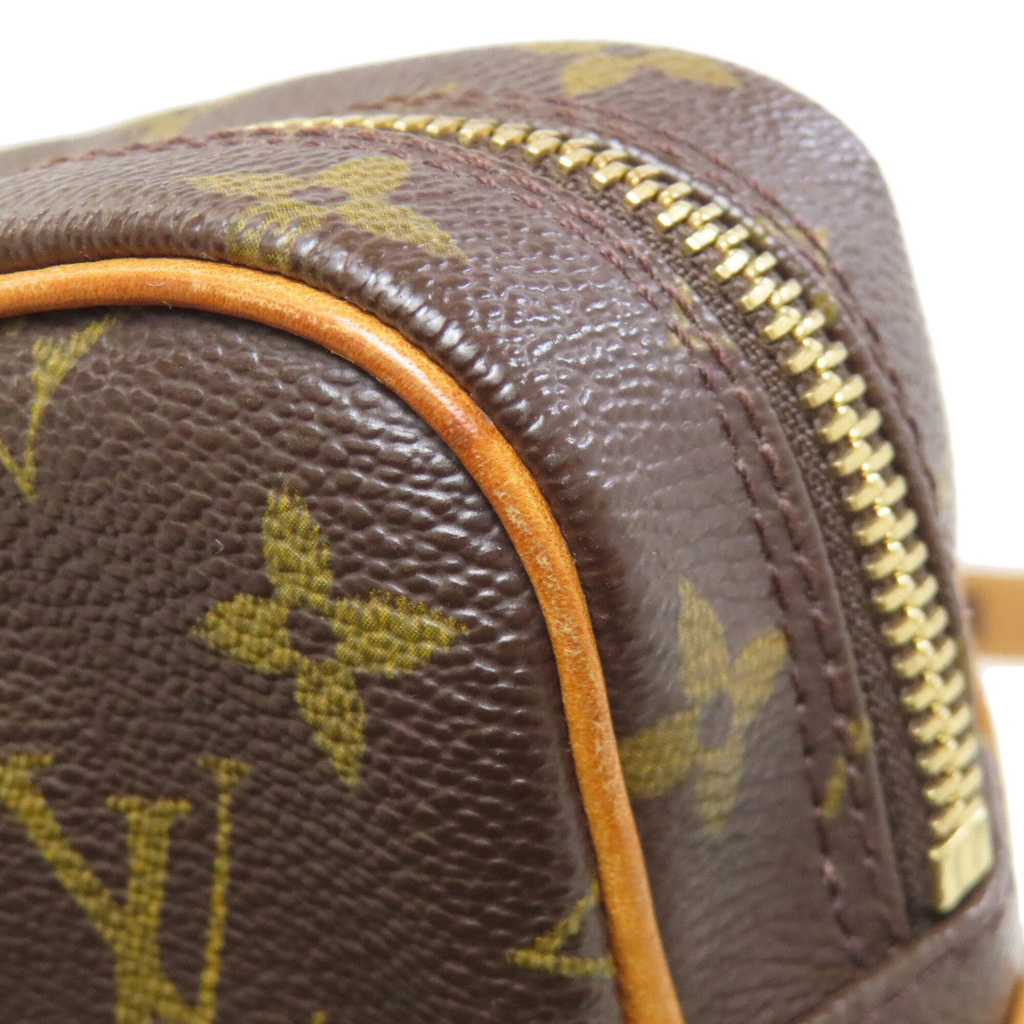 Louis Vuitton Monogram Monogram Shoulder Bag (Pre-Owned)