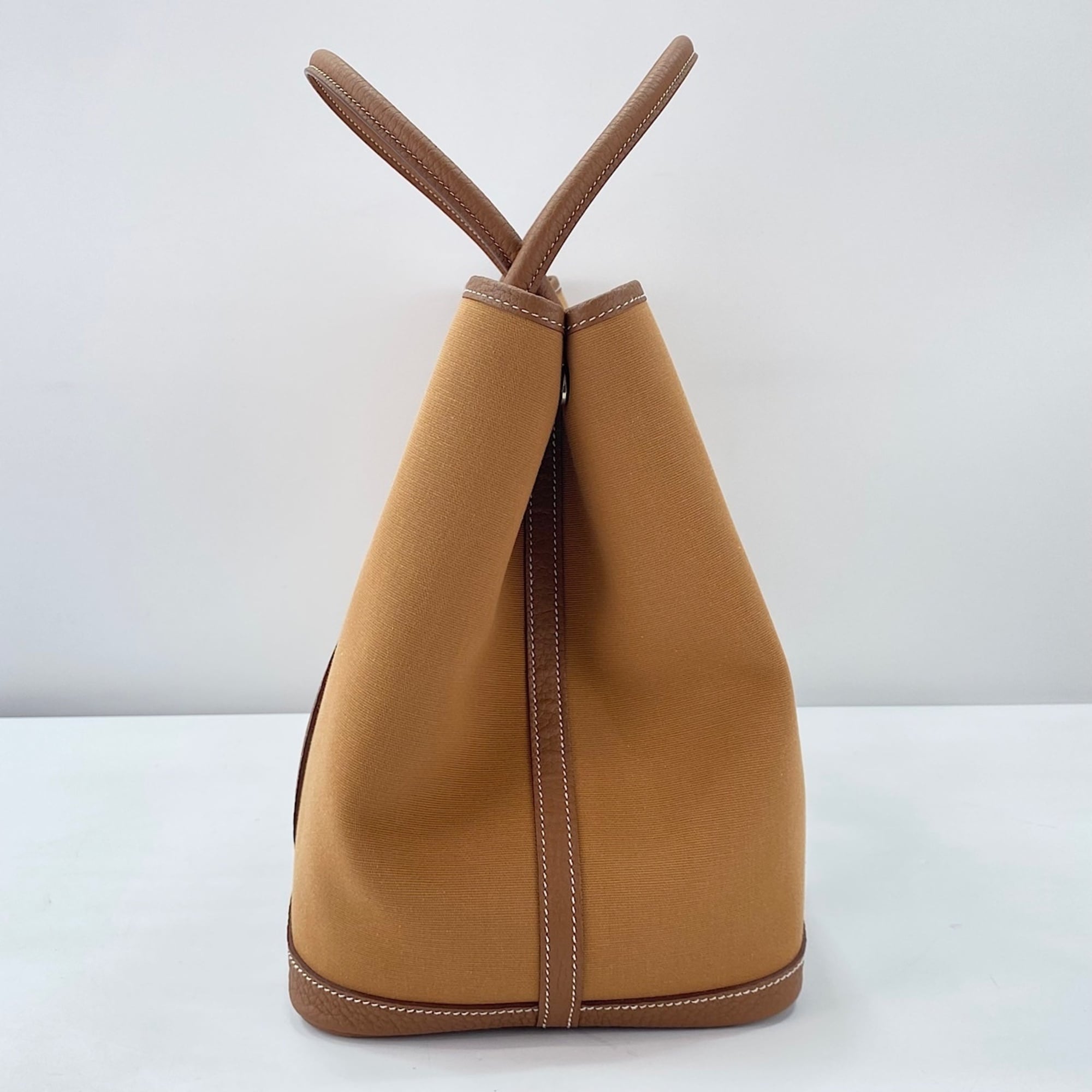 Hermes Brown Tote Bag (Pre-Owned)