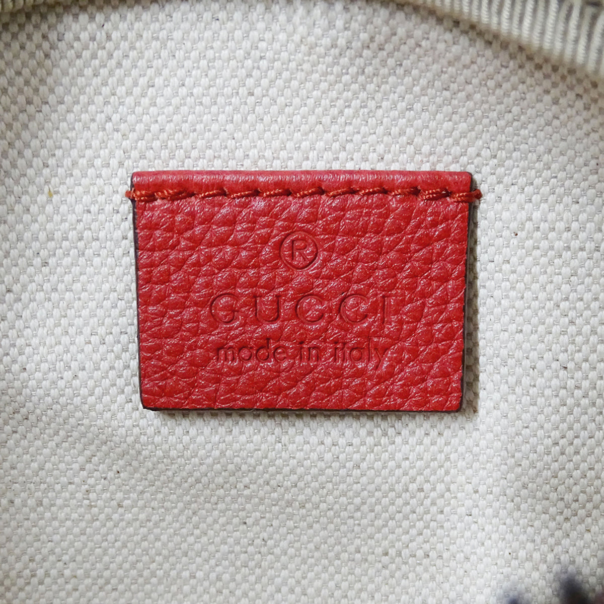 Gucci Red Color Leather Fanny Pack Handbag Sling Bag (Pre-Owned)
