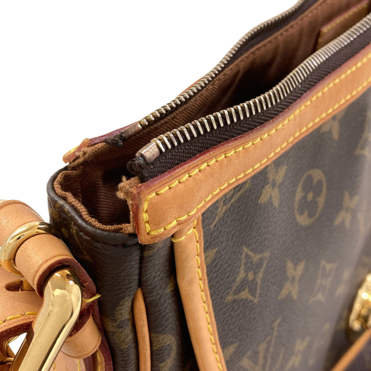 Louis Vuitton Brown Monogram Monogram Canvas Shoulder Bag (Pre-Owned)