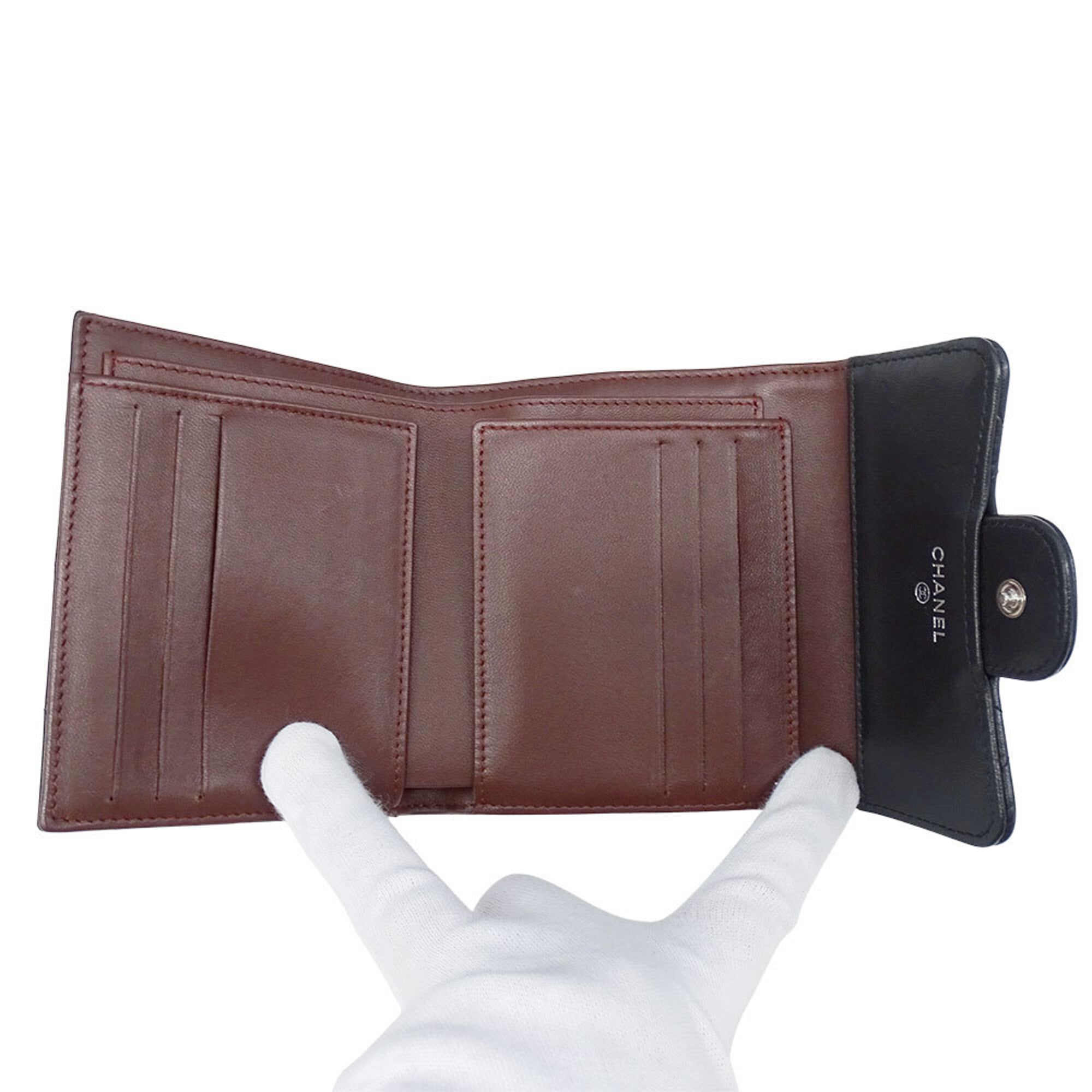 Chanel Black Wallet (Tri-Fold) (Pre-Owned)