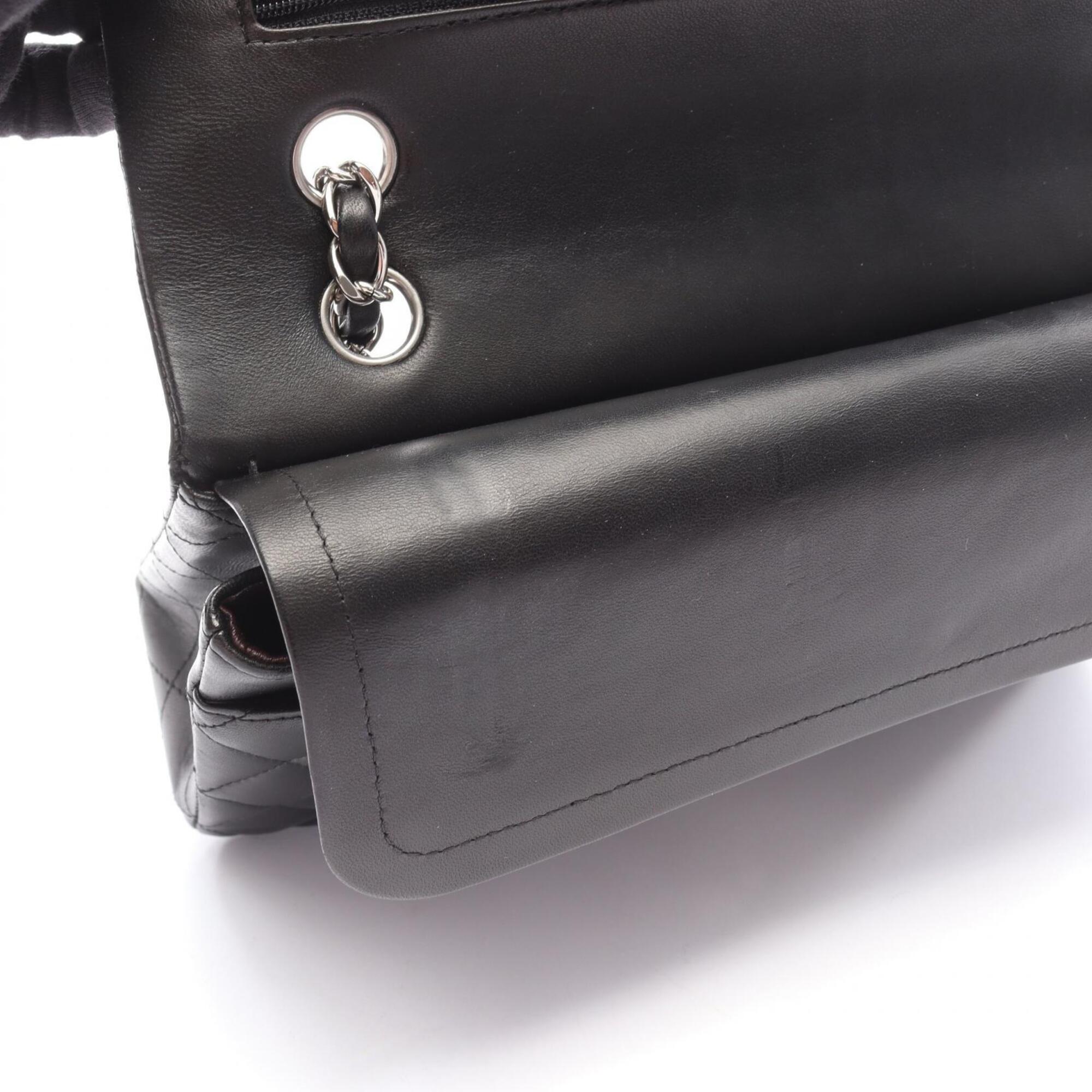 Chanel Black Leather Handbag Shoulder Bag (Pre-Owned)