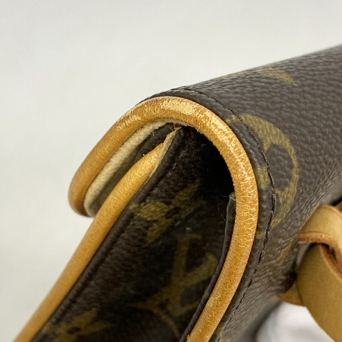 Louis Vuitton Brown Fanny Pack (Pre-Owned)