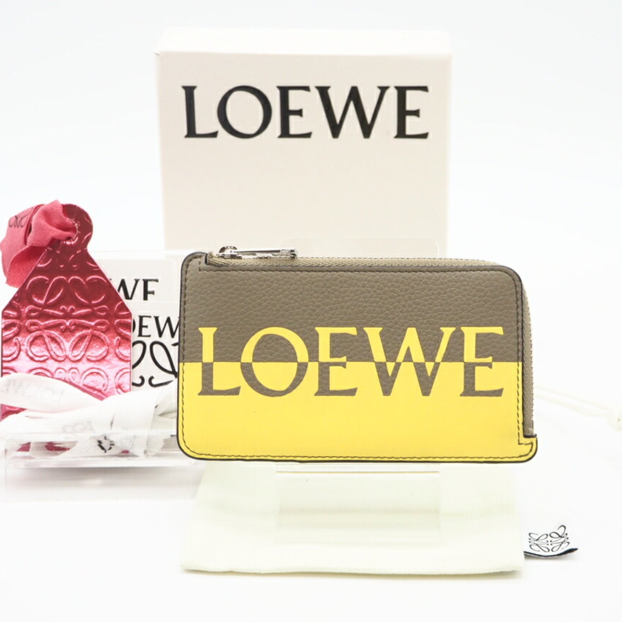 Loewe Khaki Yellow Leather Coin Purse/Coin Case (Pre-Owned)