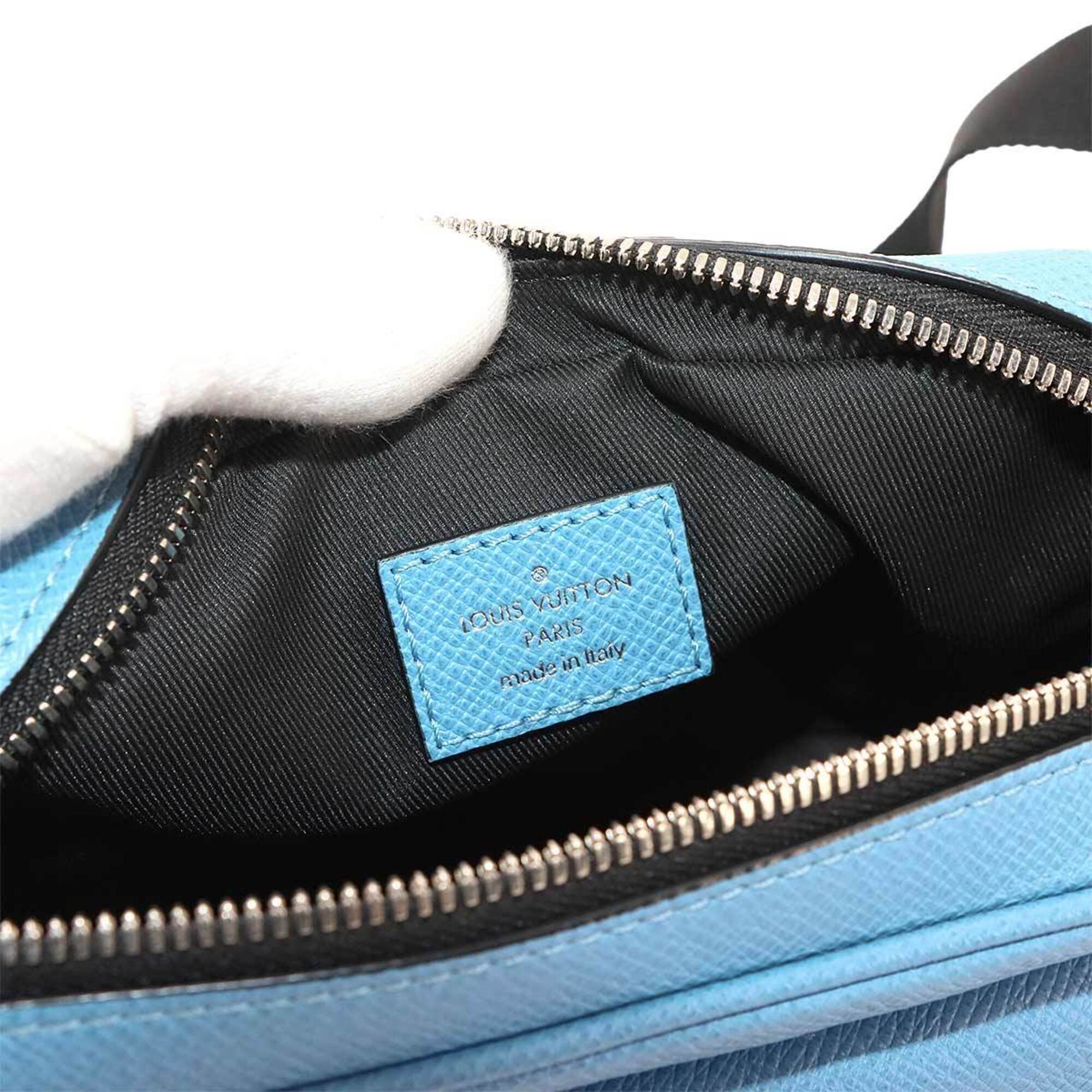 Louis Vuitton Taigarama Blue Taigarama Handbag Sling Bag (Pre-Owned)