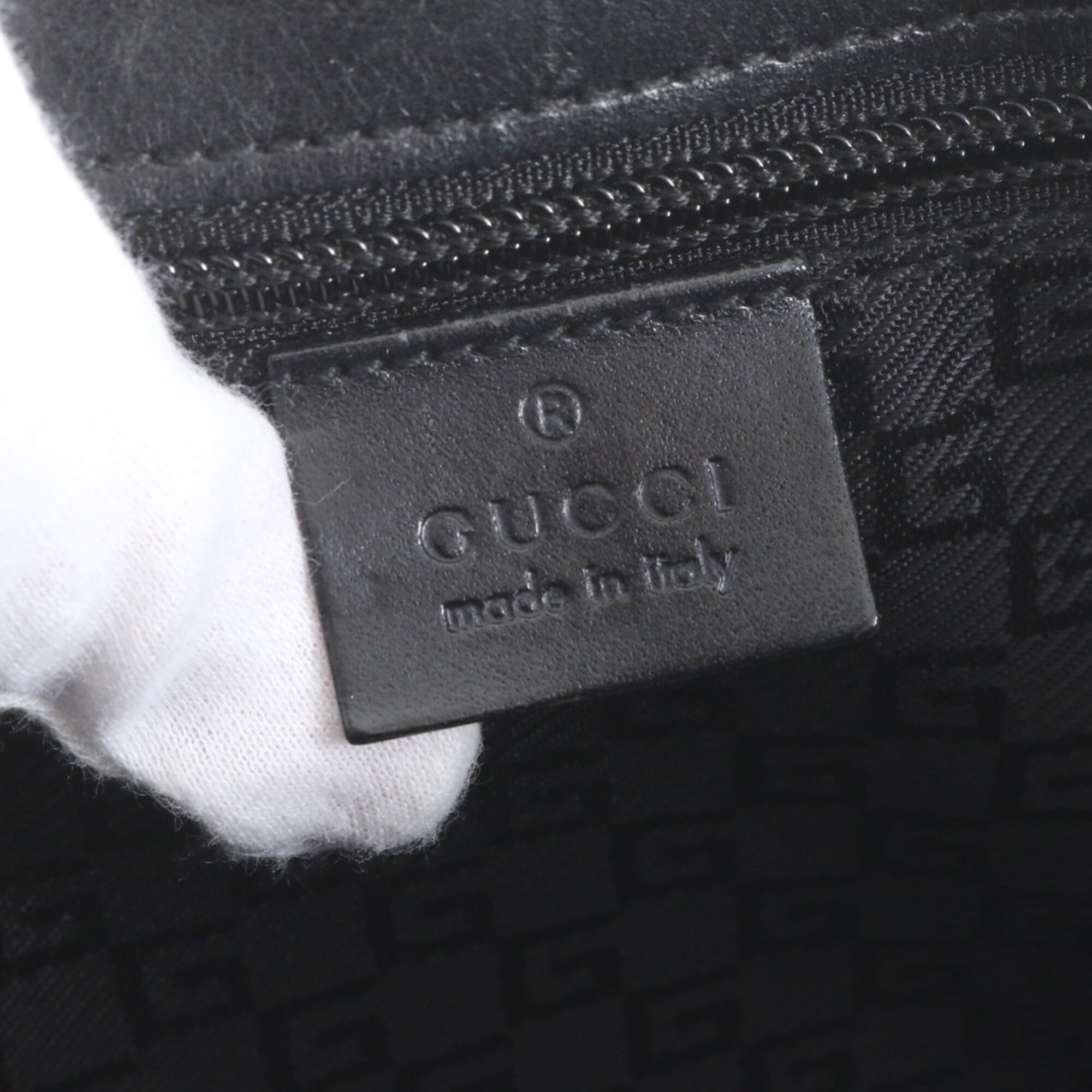 Gucci Black Leather Nylon Messenger Bag Shoulder Bag (Pre-Owned)