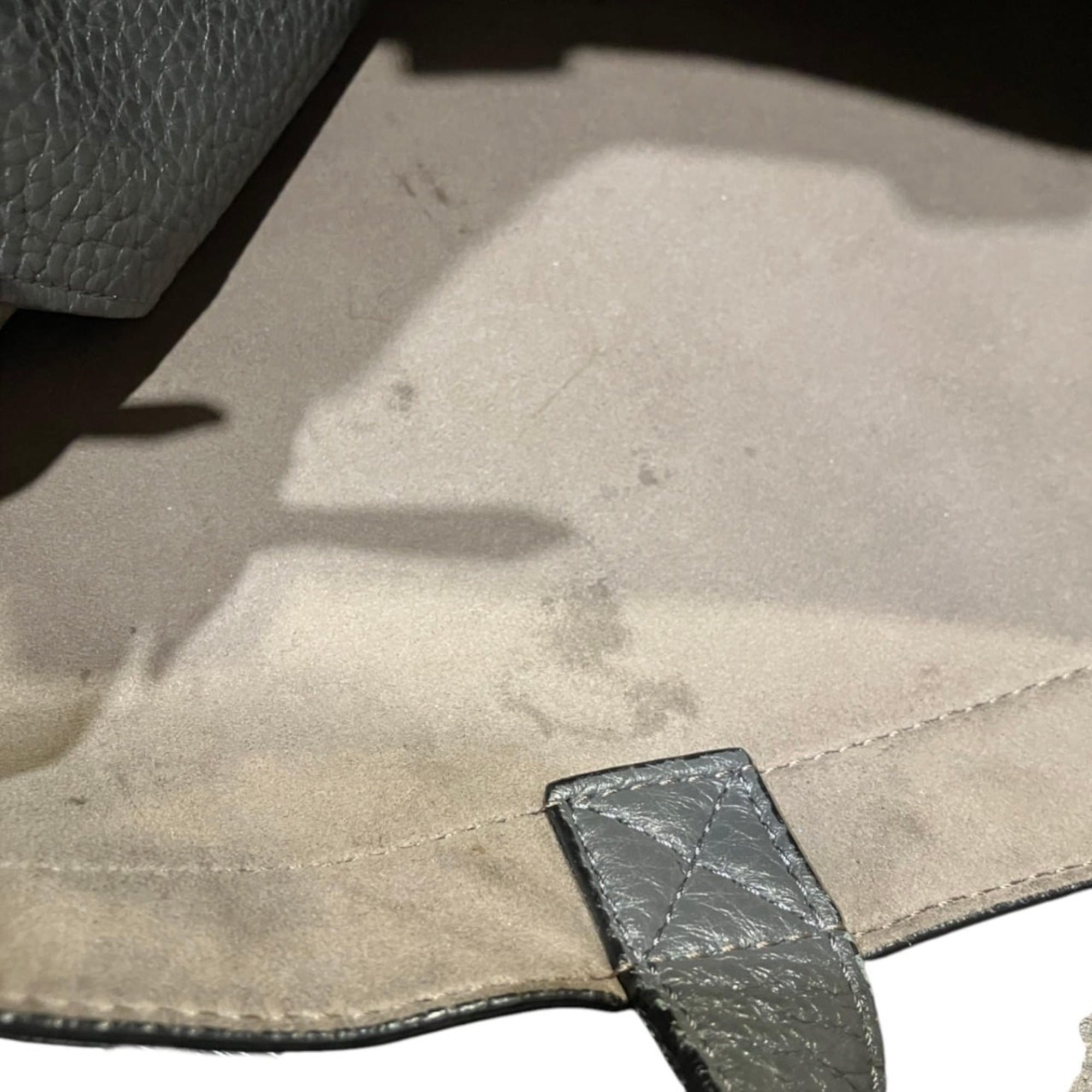 Fendi Gray Leather Suede Tote Bag (Pre-Owned)