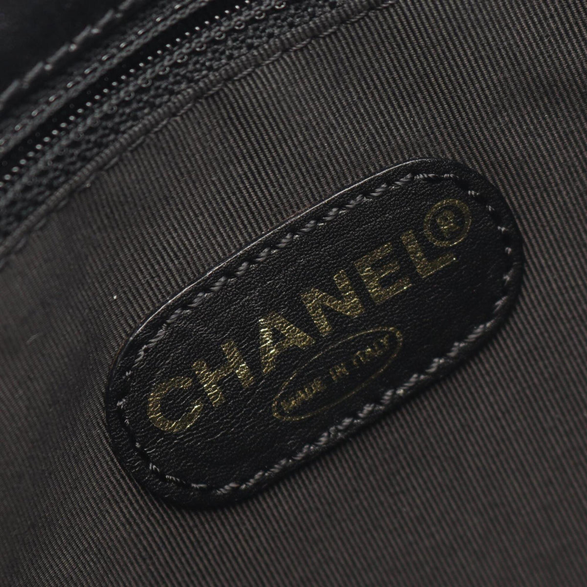 Chanel Black Leather Handbag Shoulder Bag (Pre-Owned)