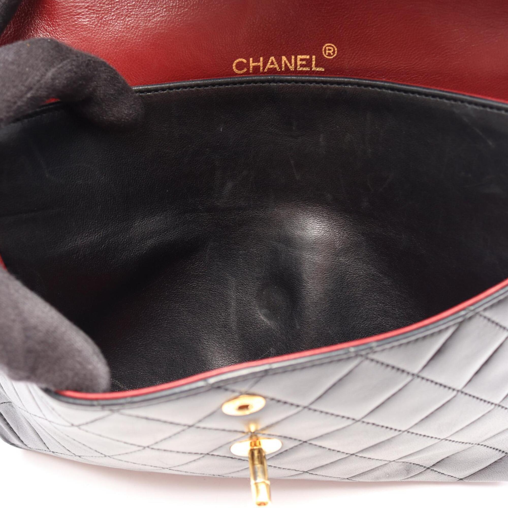 Chanel Black Leather Handbag Shoulder Bag (Pre-Owned)