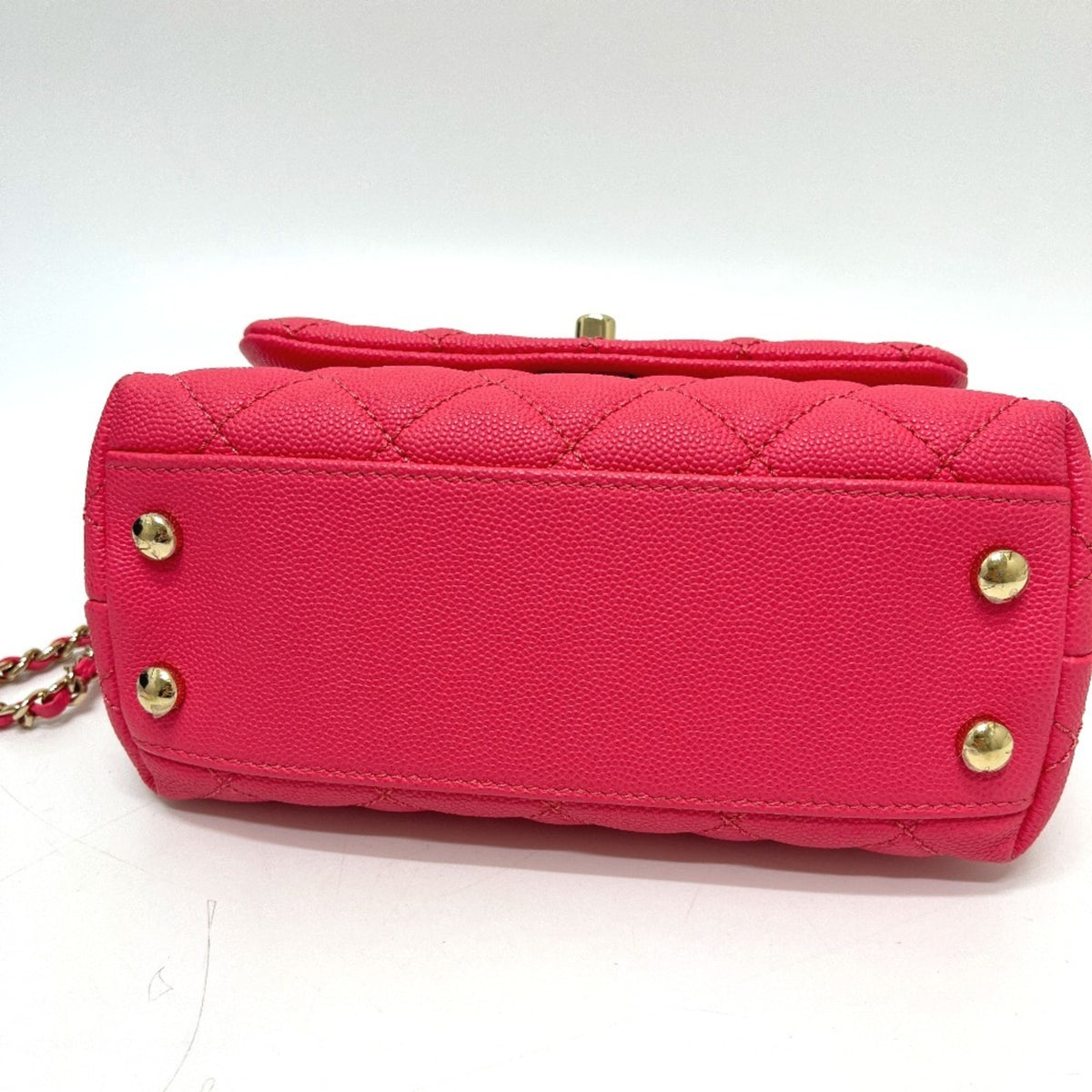 Chanel Coral Pink Grained Calfskin Handbag (Pre-Owned)