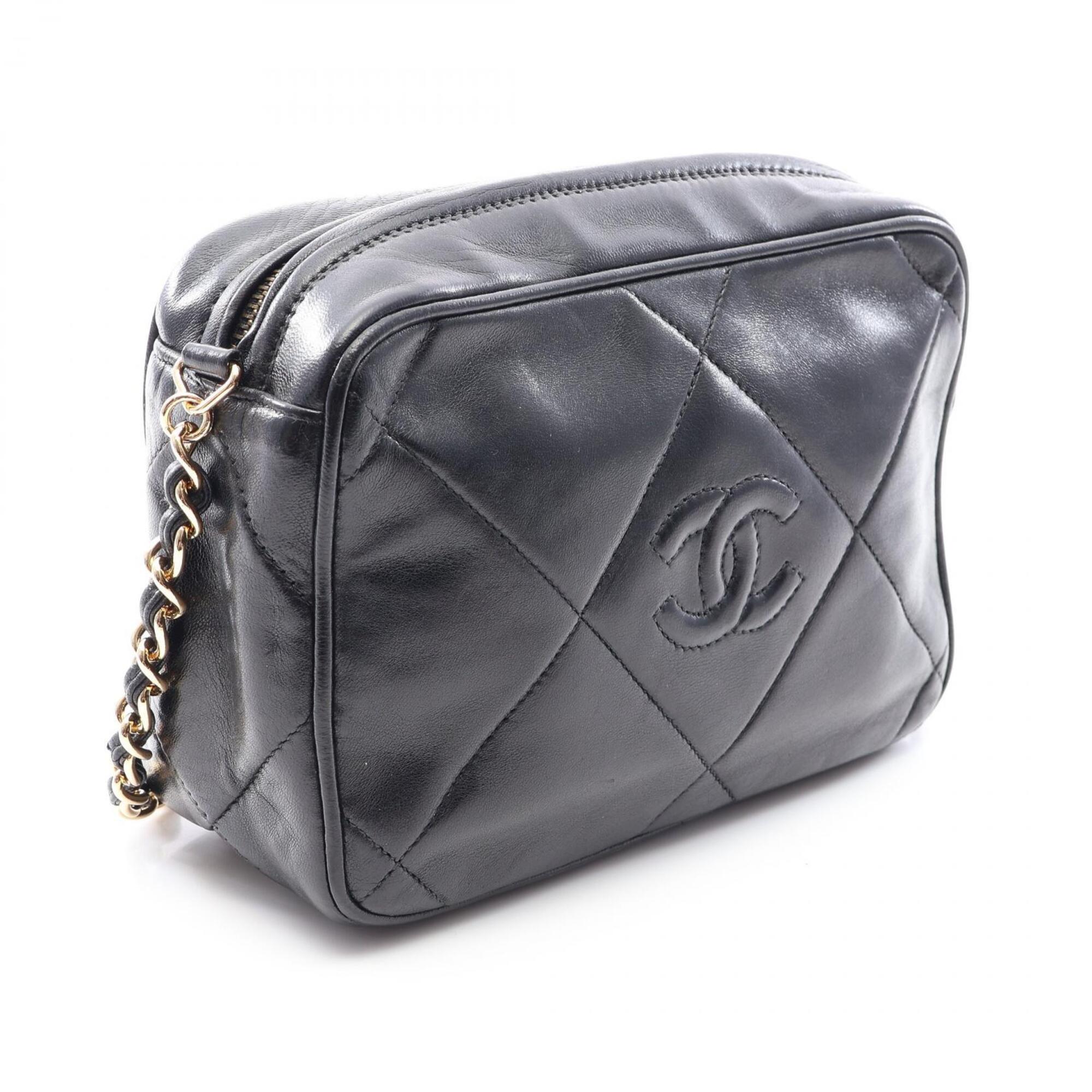 Chanel 2.55 Black Leather Handbag Shoulder Bag (Pre-Owned)