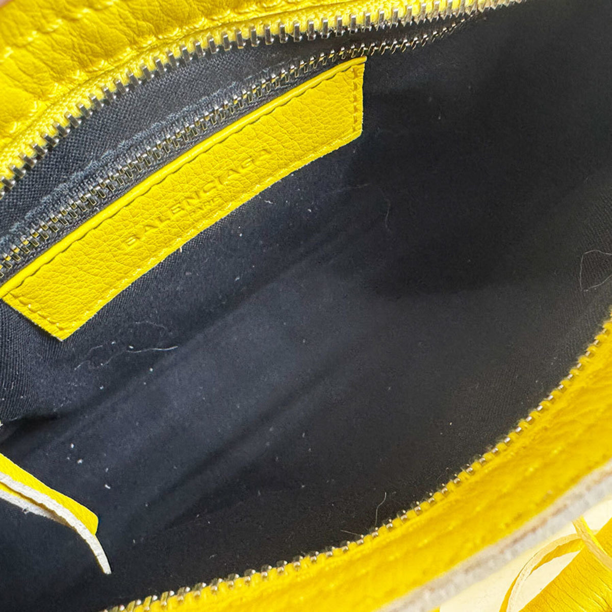 Balenciaga Yellow Leather Handbag Shoulder Bag (Pre-Owned)