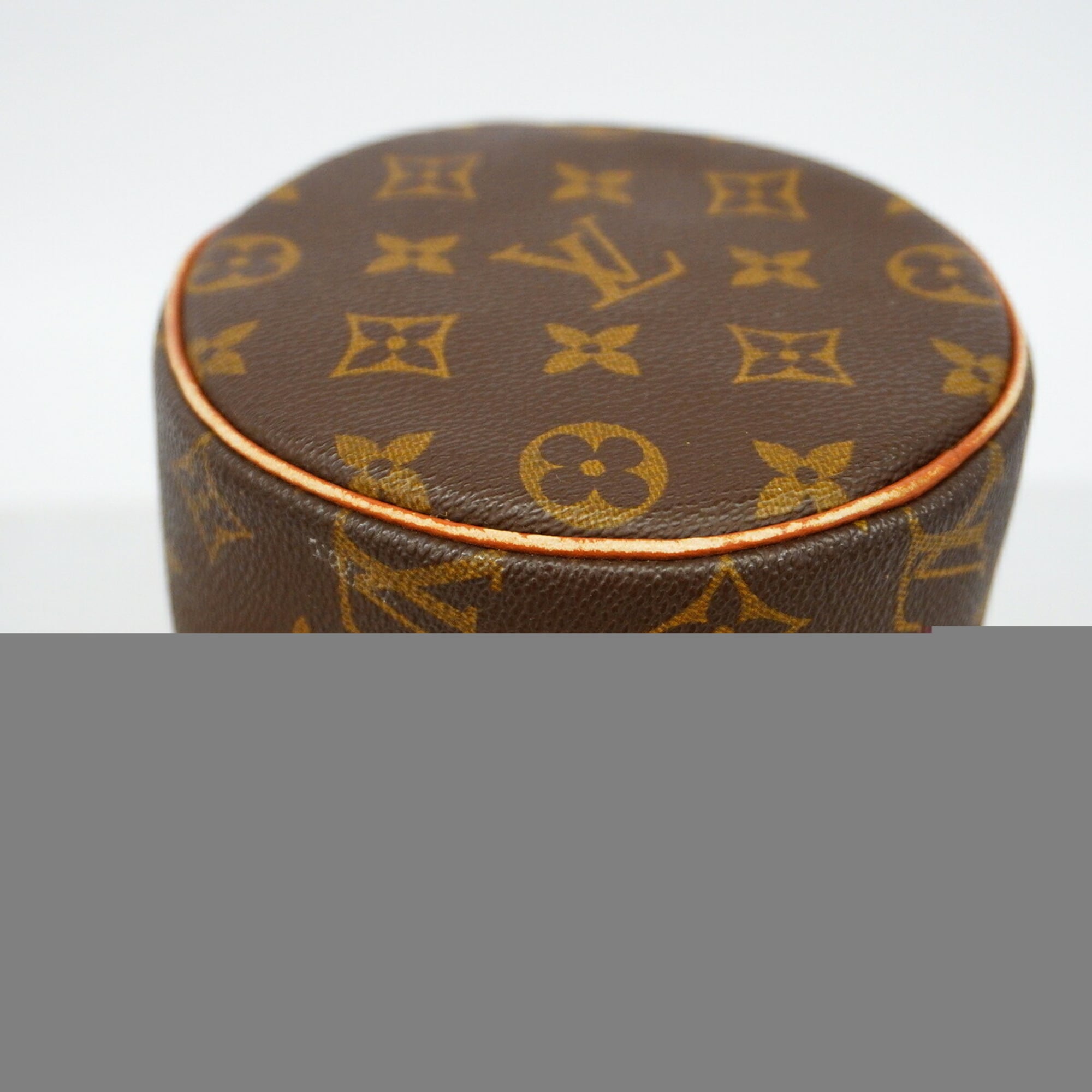 Louis Vuitton Brown Handbag (Pre-Owned)