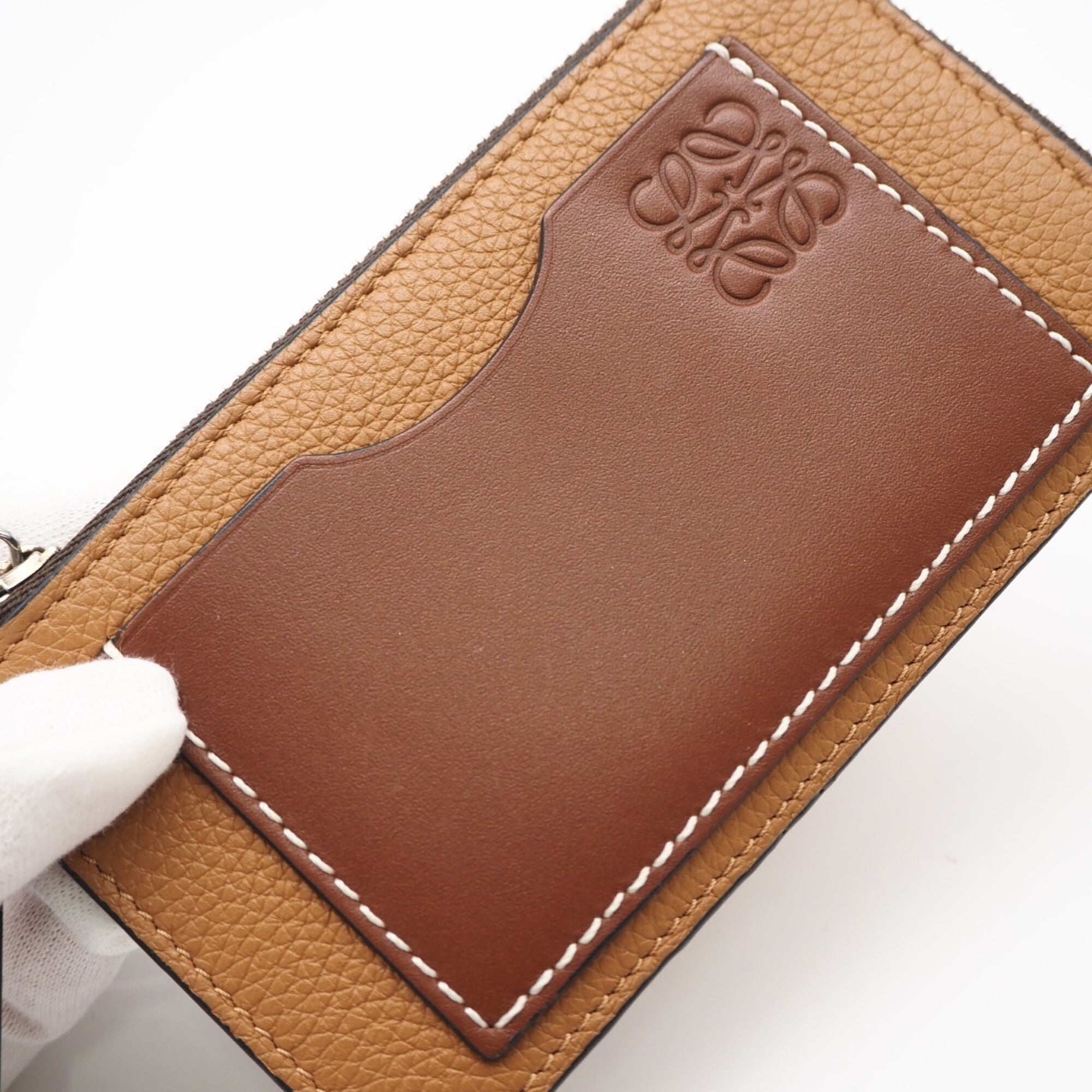 Loewe Brown Red Color Leather Coin Purse/Coin Case (Pre-Owned)
