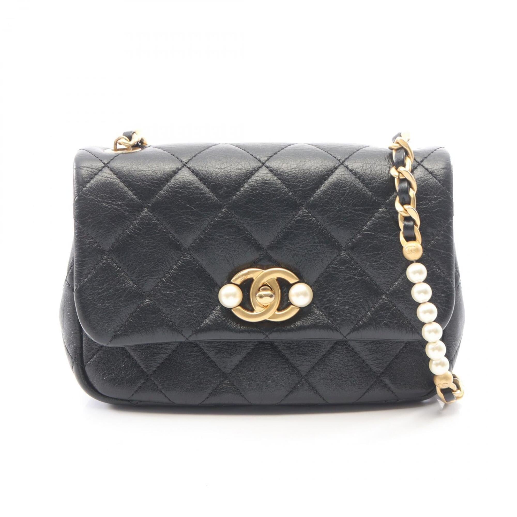 Chanel Black Leather Handbag Shoulder Bag (Pre-Owned)