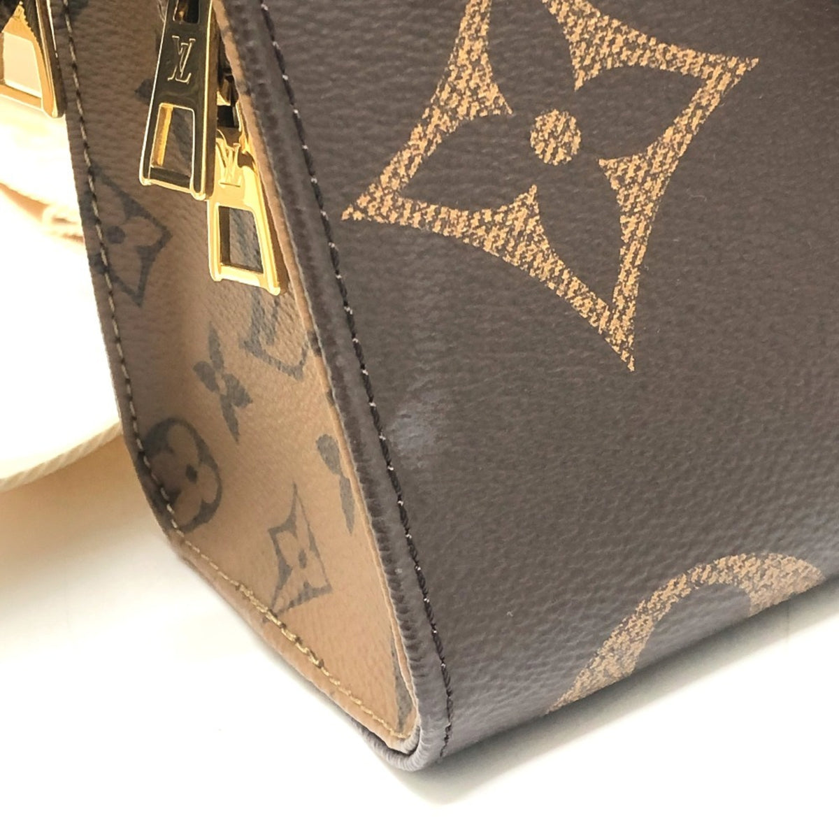 Louis Vuitton Black Monogram Handbag Pochette Pouch Shoulder Bag (Pre-Owned)