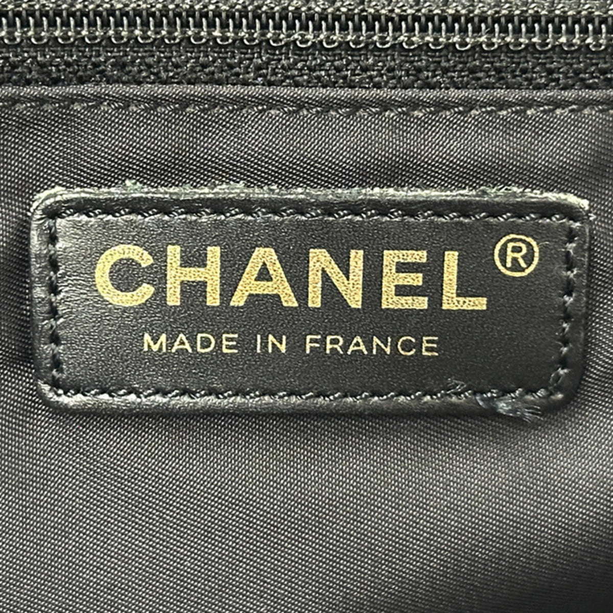Chanel Black Nylon Handbag Tote Bag (Pre-Owned)