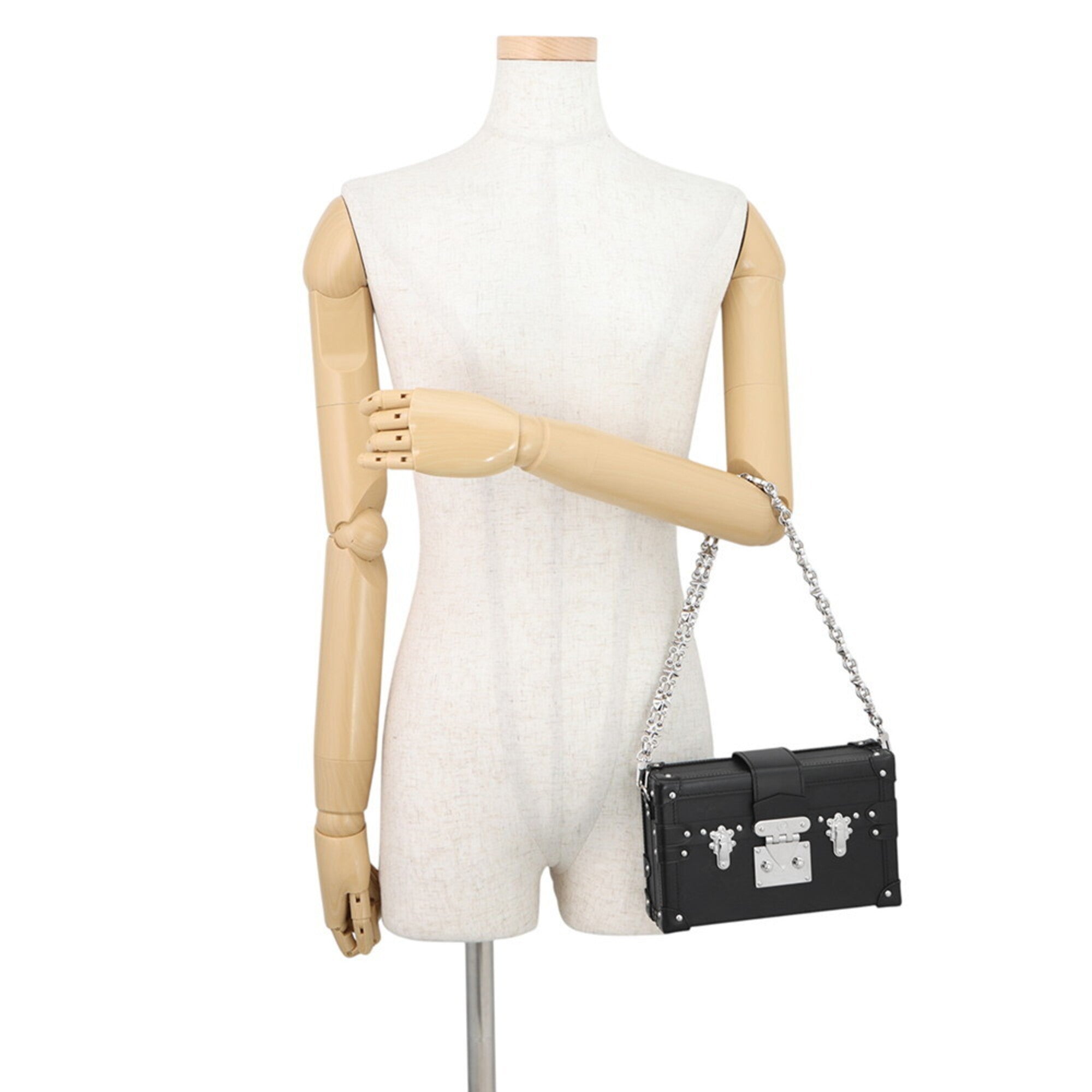 Louis Vuitton Monogram Noir Monogram Clutch Bag Handbag Shoulder Bag (Pre-Owned)