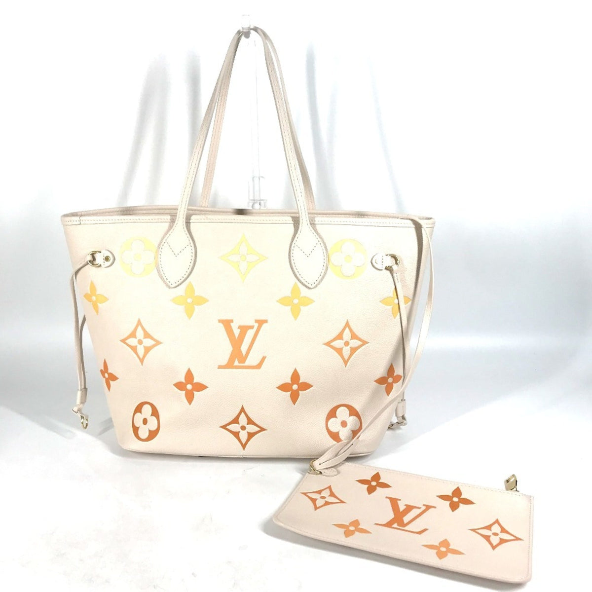 Louis Vuitton Beige Monogram Empreinte Pouch Shoulder Bag Tote Bag (Pre-Owned)