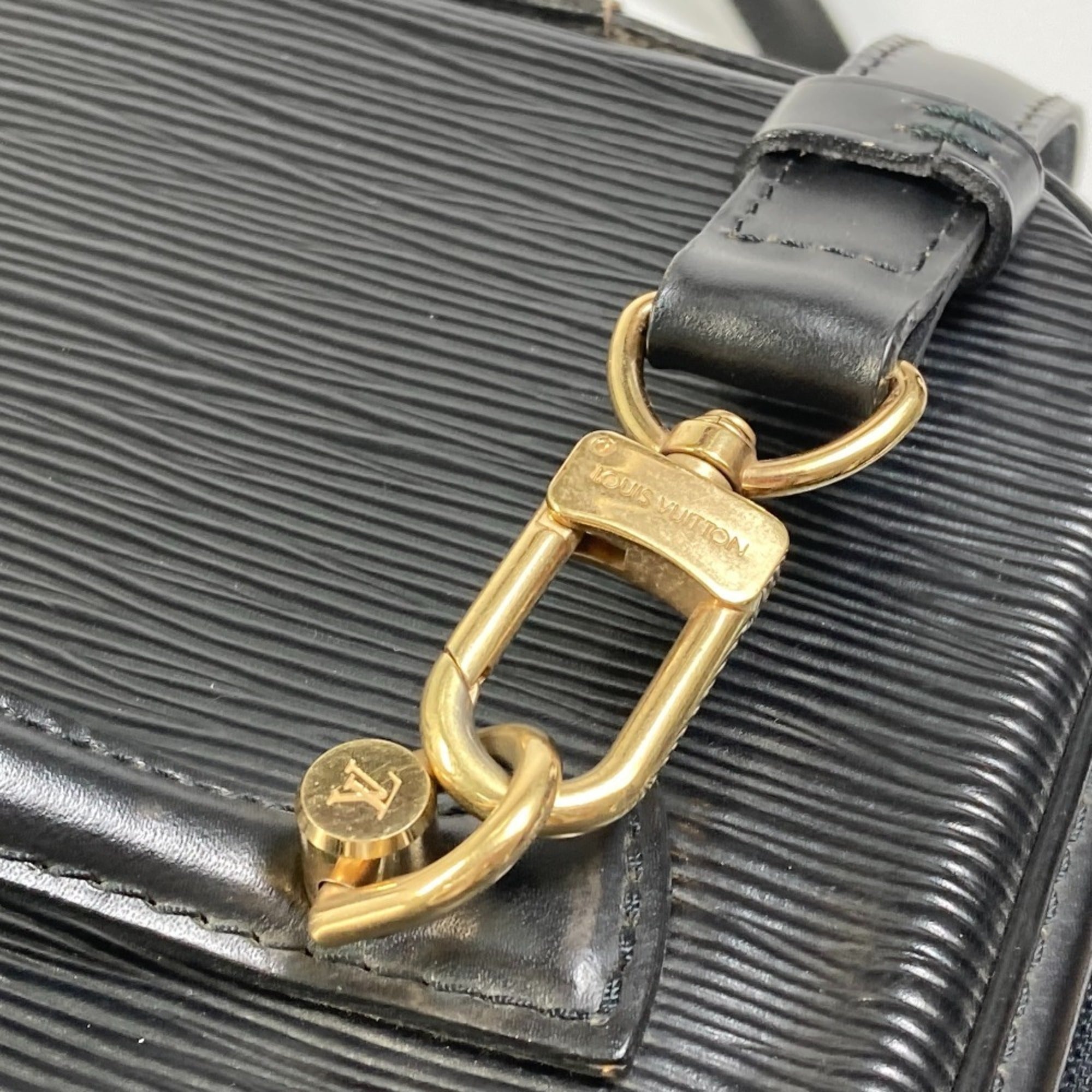 Louis Vuitton Black Epi Leather Shoulder Bag Vanity Bag (Pre-Owned)