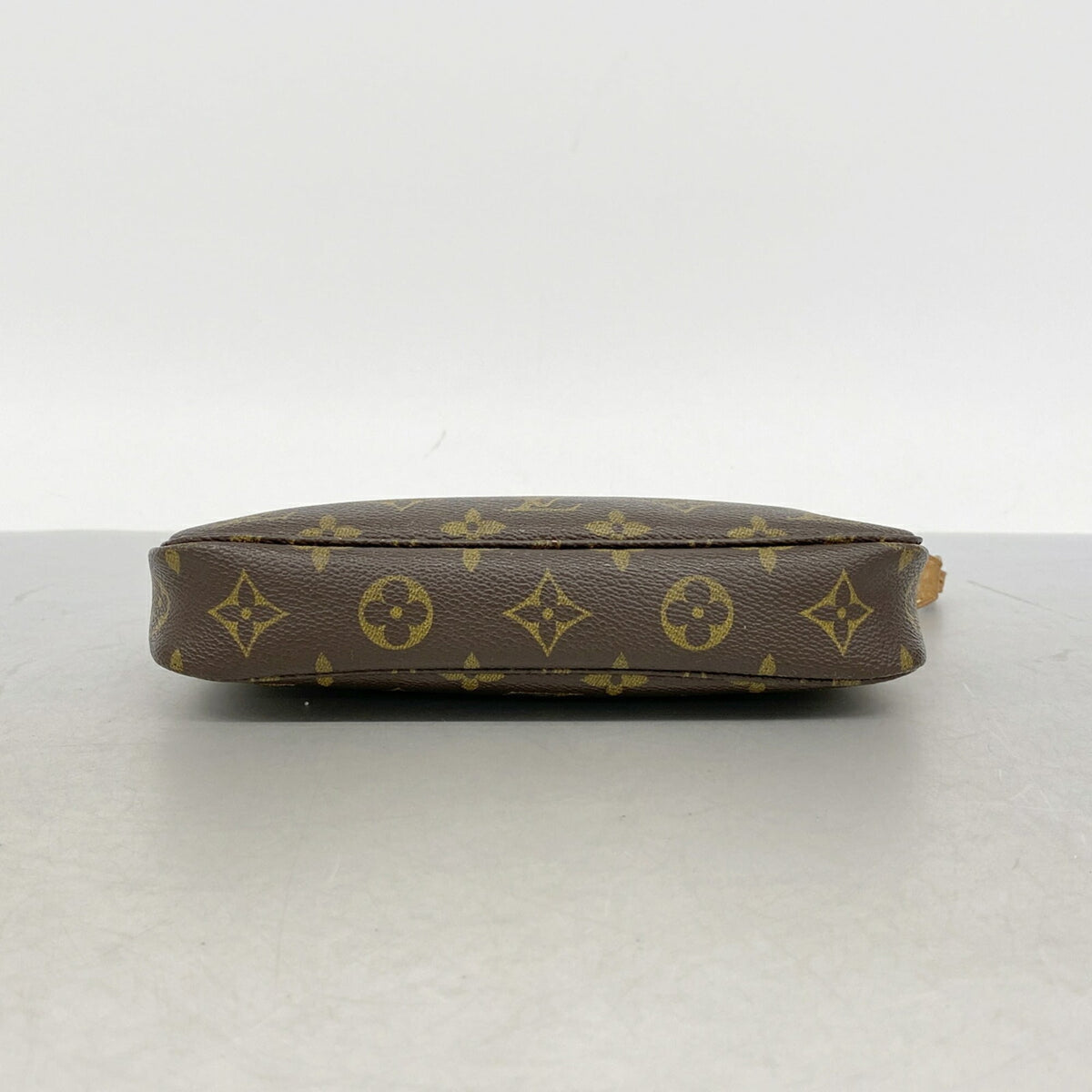 Louis Vuitton Brown Pouch (Pre-Owned)