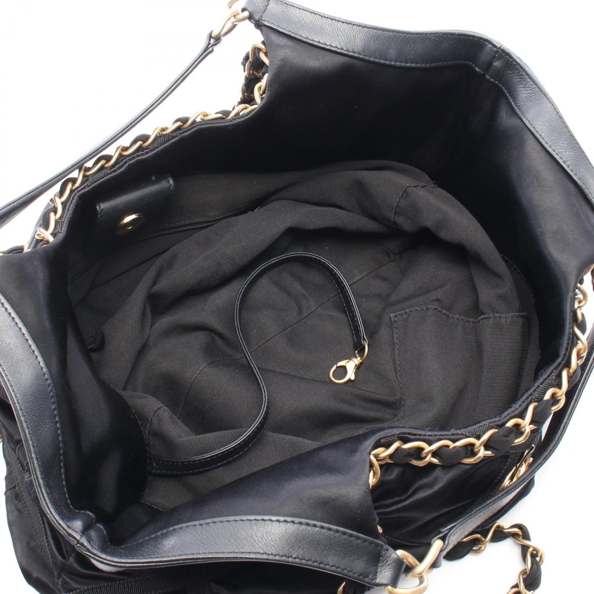 Chanel Black Fabric Leather Handbag Tote Bag (Pre-Owned)
