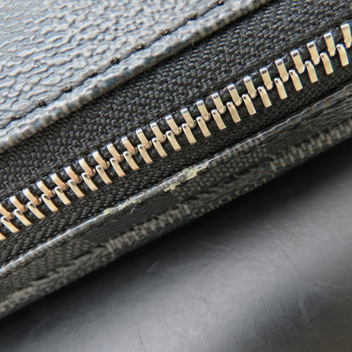 Louis Vuitton Damier Graphite Black Gray Damier Graphite Sling Bag (Pre-Owned)