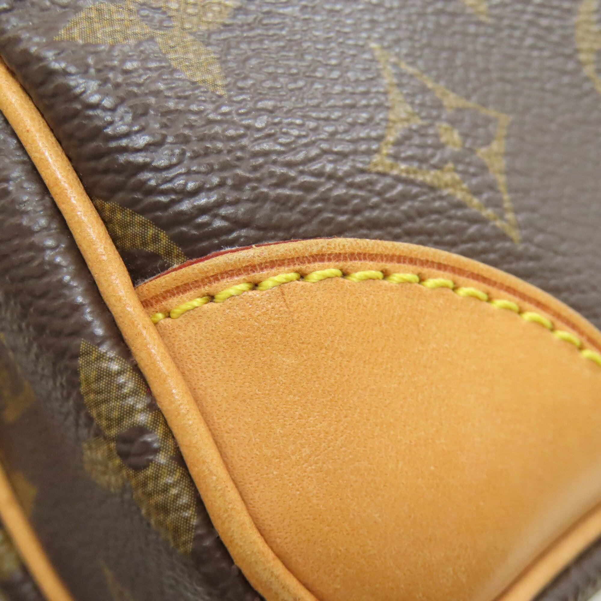 Louis Vuitton Monogram Monogram Canvas Shoulder Bag (Pre-Owned)