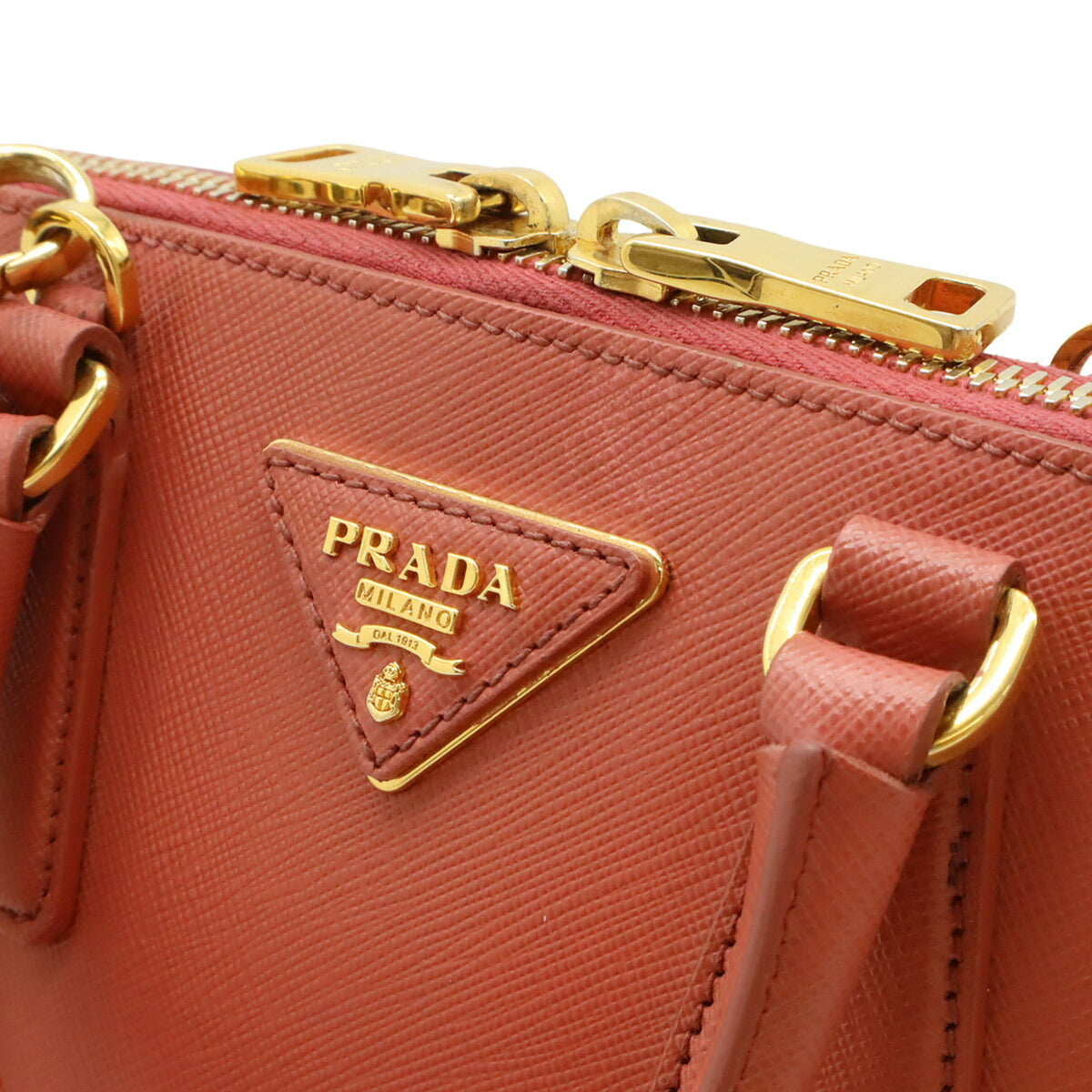 Prada Pink Leather Handbag Shoulder Bag (Pre-Owned)