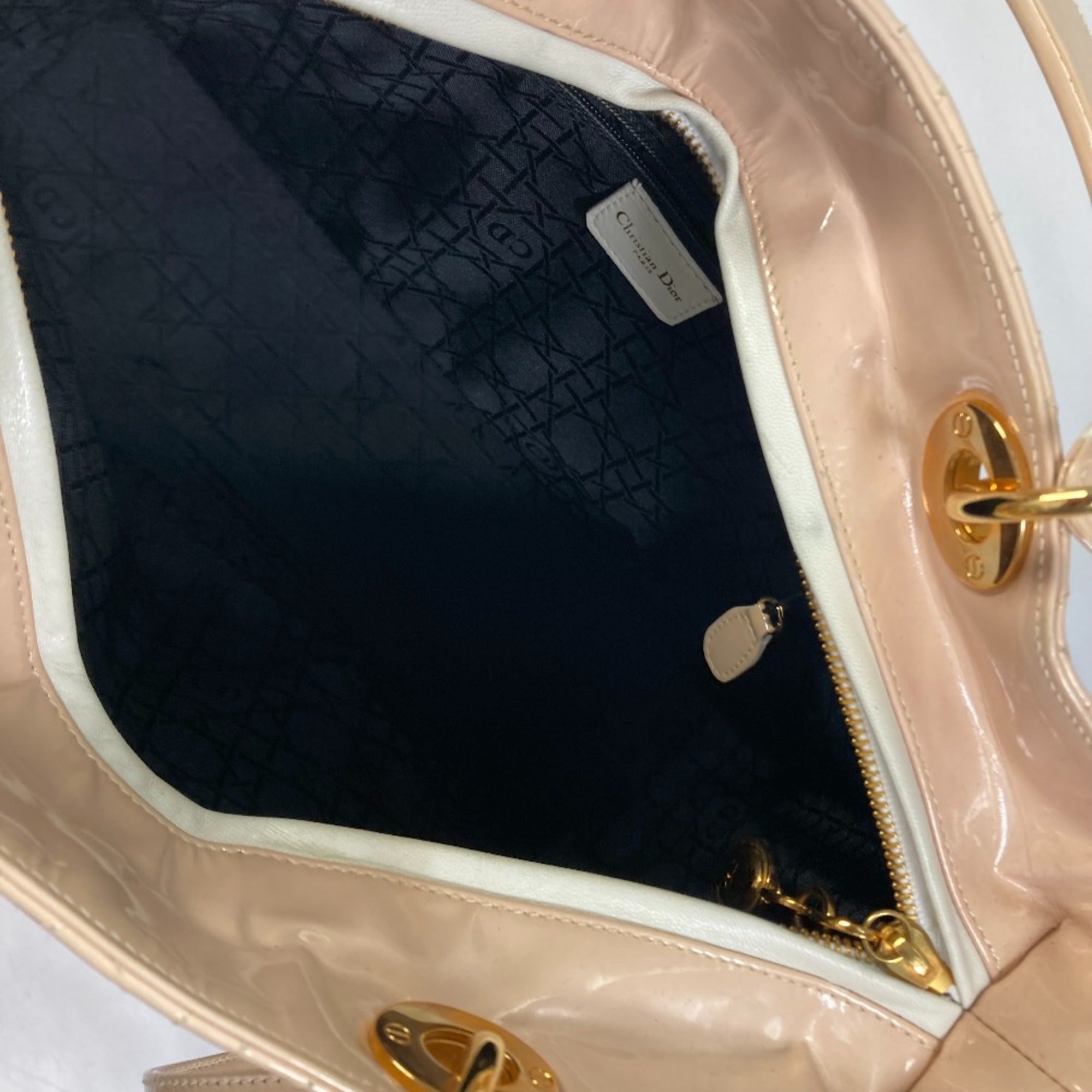 Christian Dior Beige Leather Handbag (Pre-Owned)