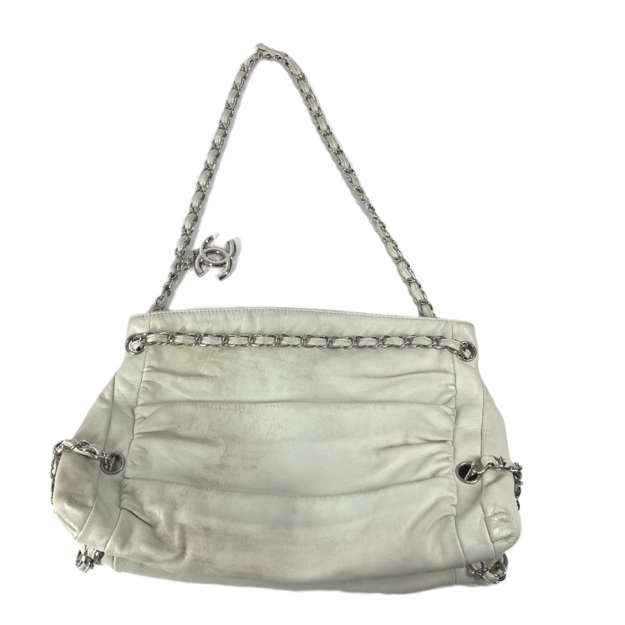 Chanel White Leather Shoulder Bag Tote Bag (Pre-Owned)