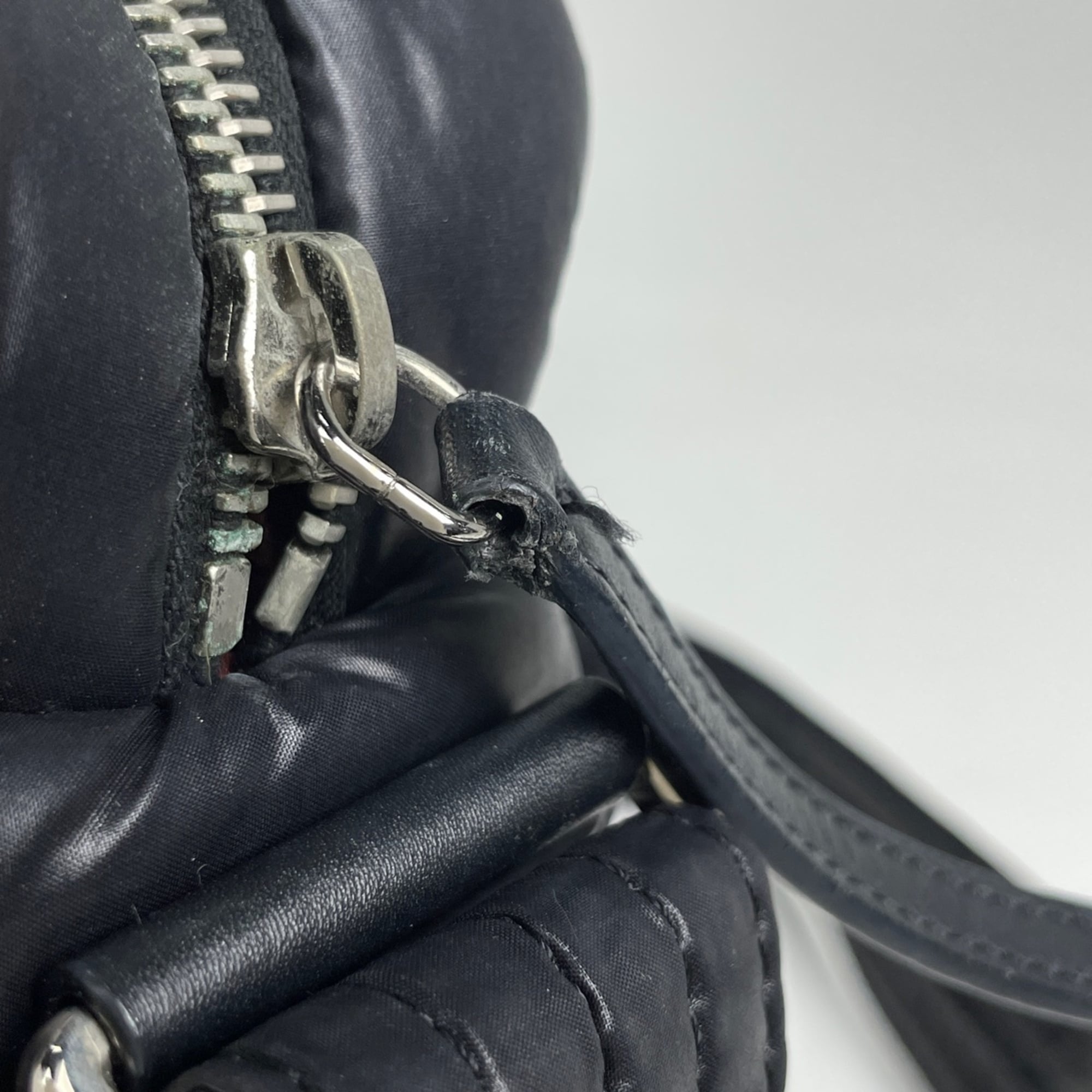 Chanel Black Nylon Leather Shoulder Bag (Pre-Owned)