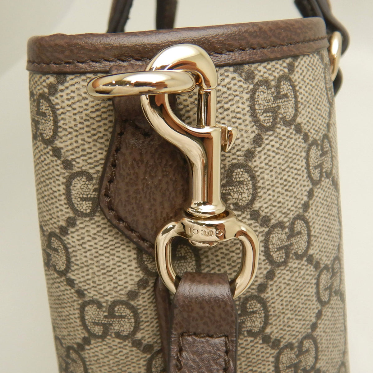 Gucci Beige Gg Supreme Canvas Leather Tote Bag (Pre-Owned)