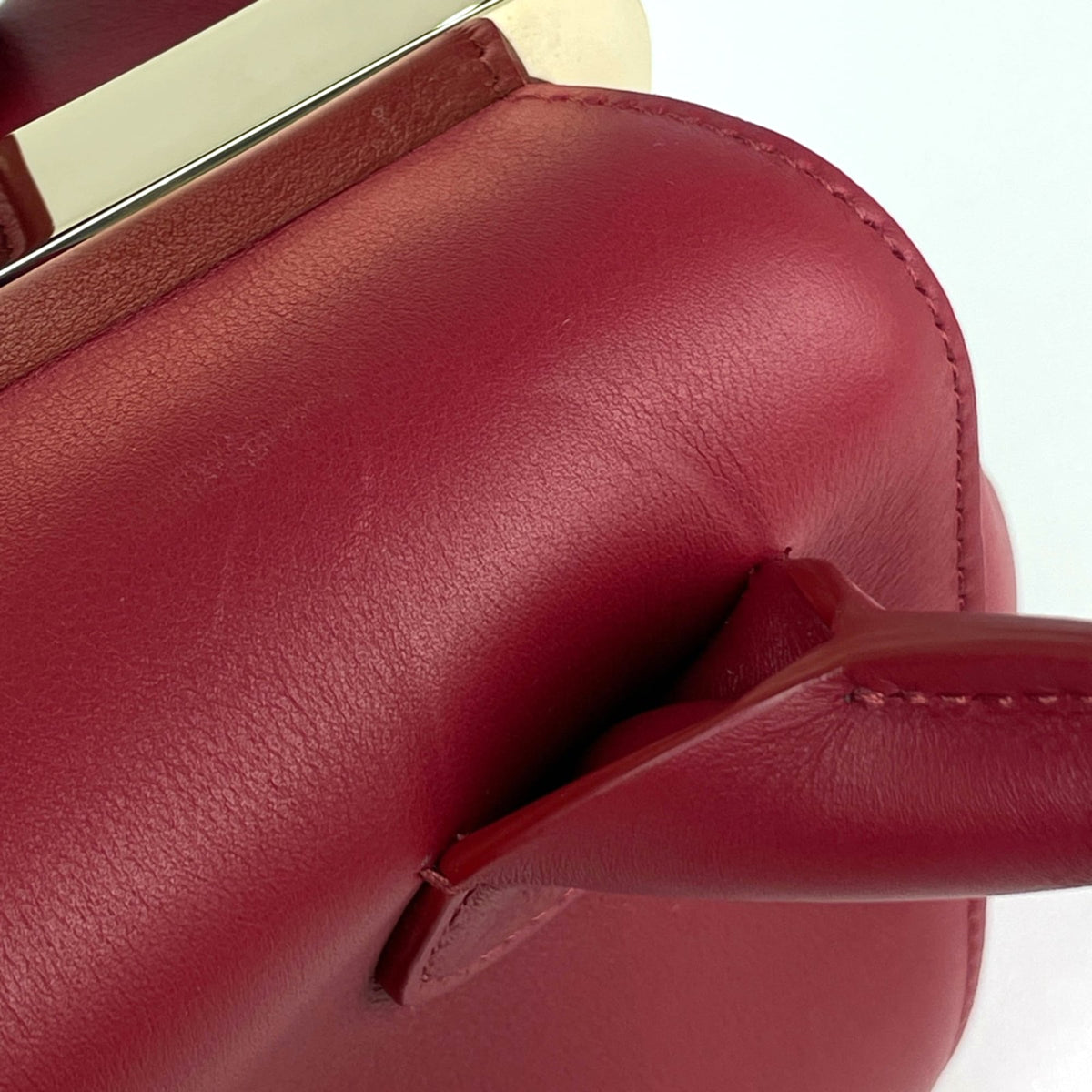 Chloé Red Color Leather Handbag (Pre-Owned)