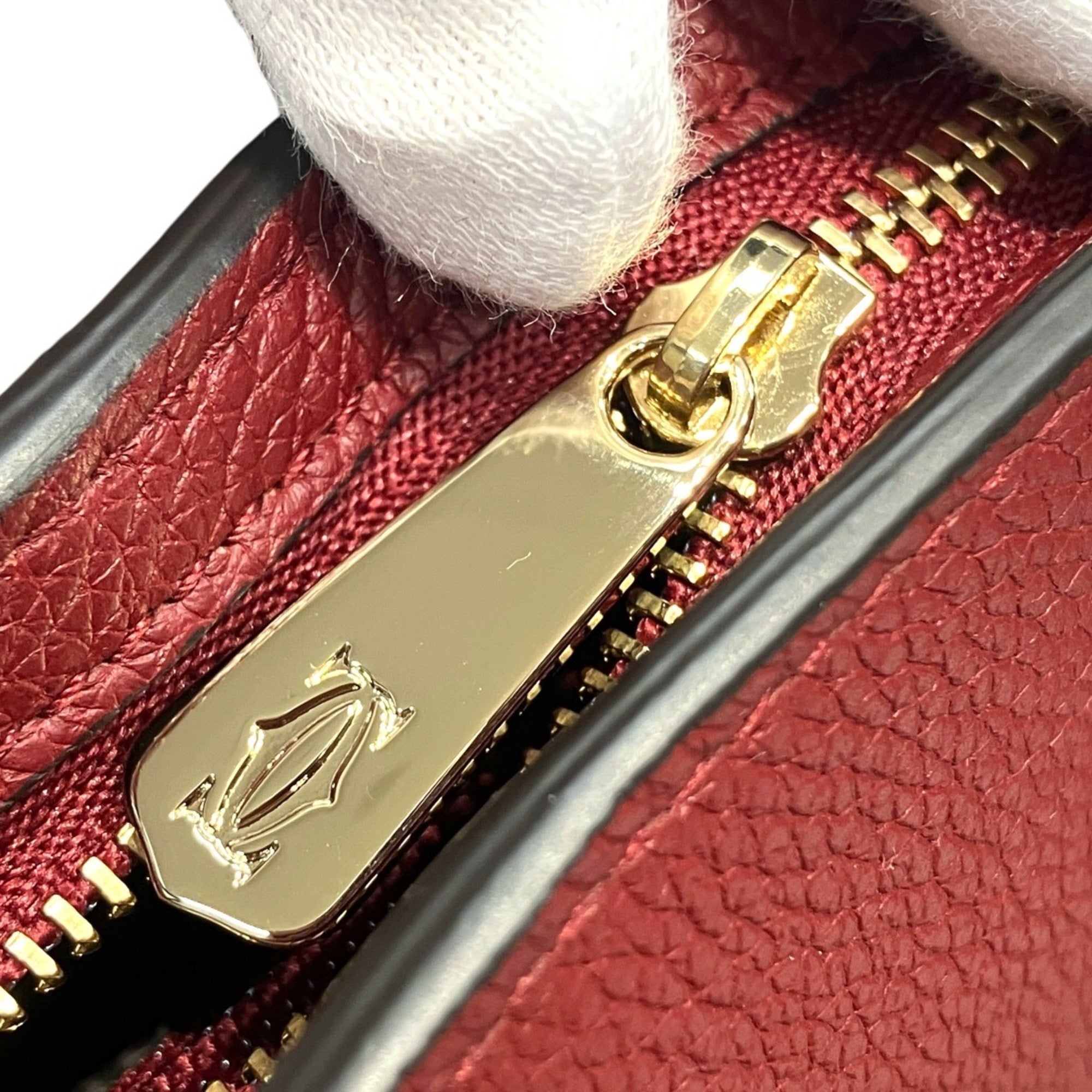 Cartier Leather Handbag (Pre-Owned)