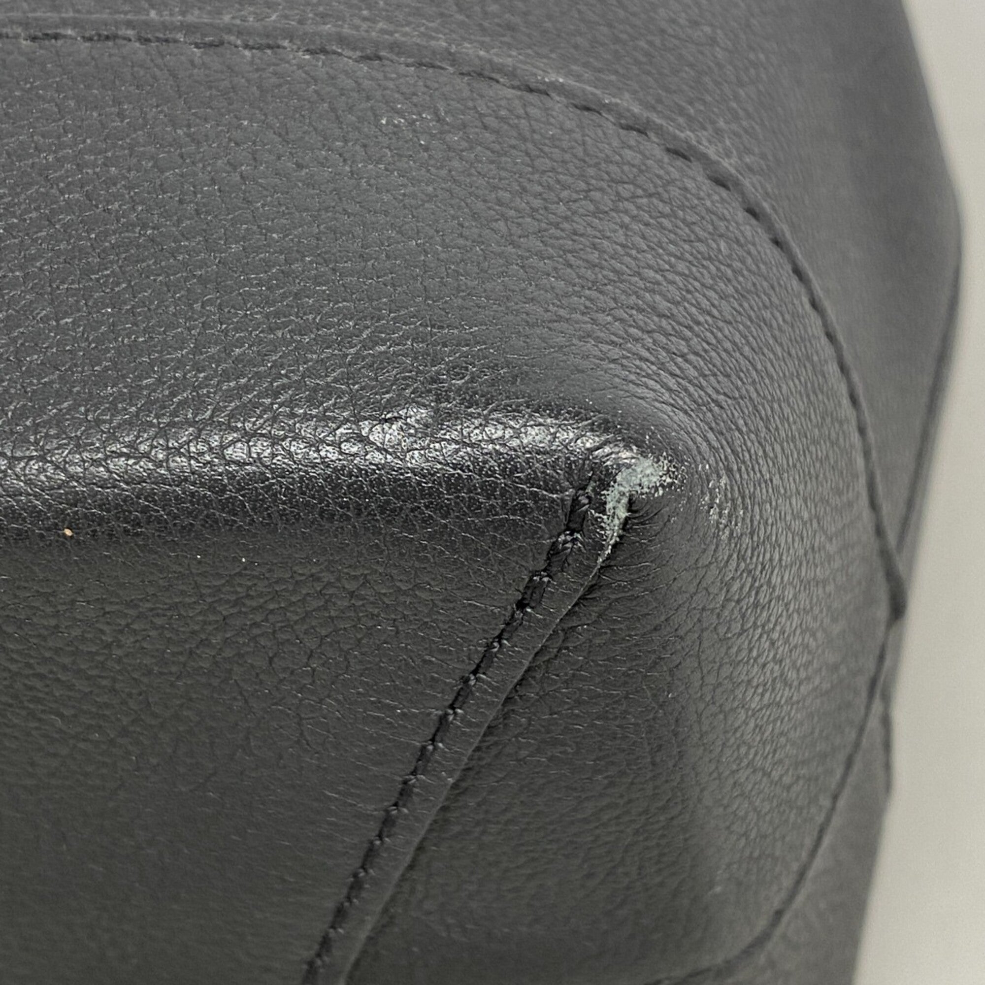 Louis Vuitton Noir Backpack (Pre-Owned)