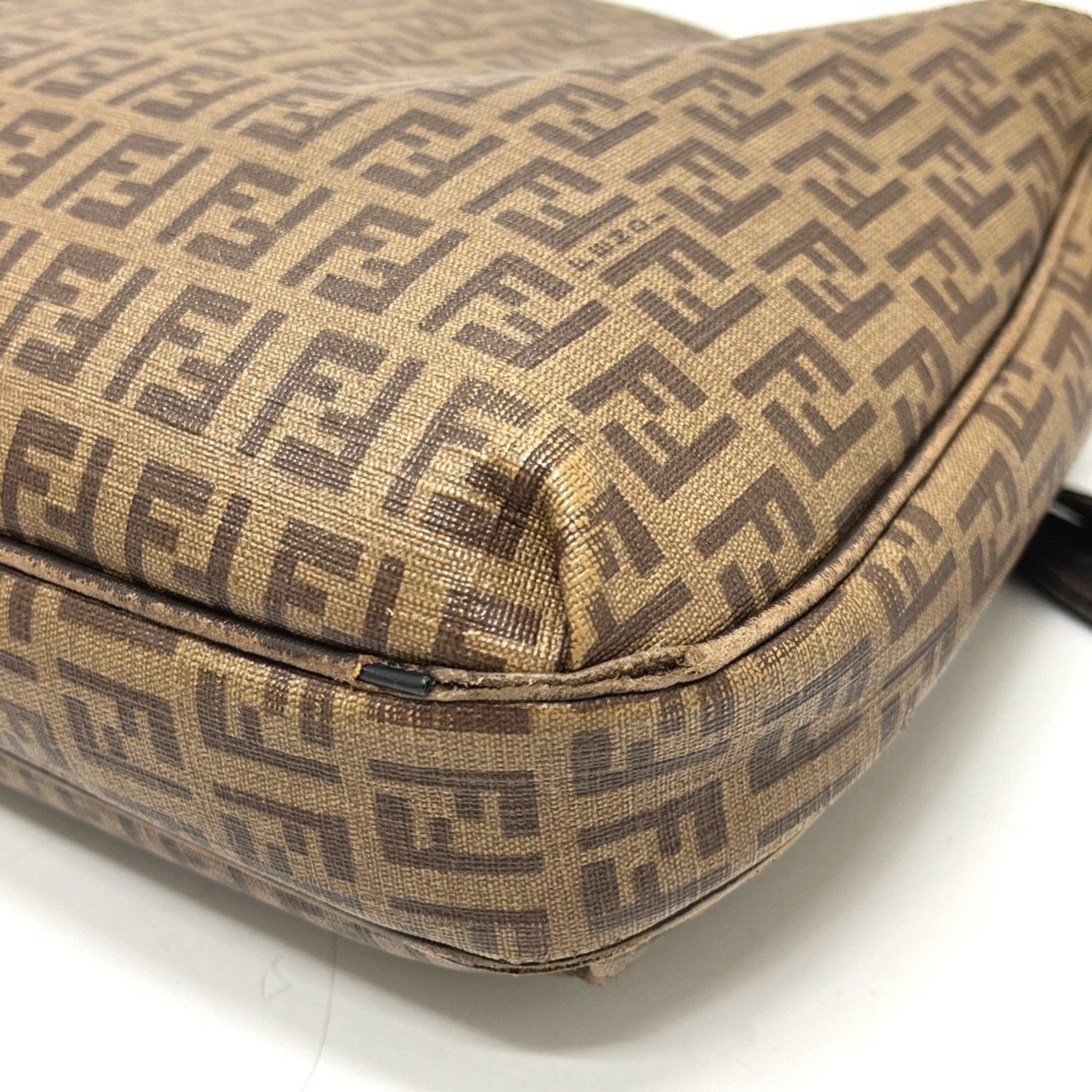 Fendi Beige Pvc Pochette Shoulder Bag (Pre-Owned)
